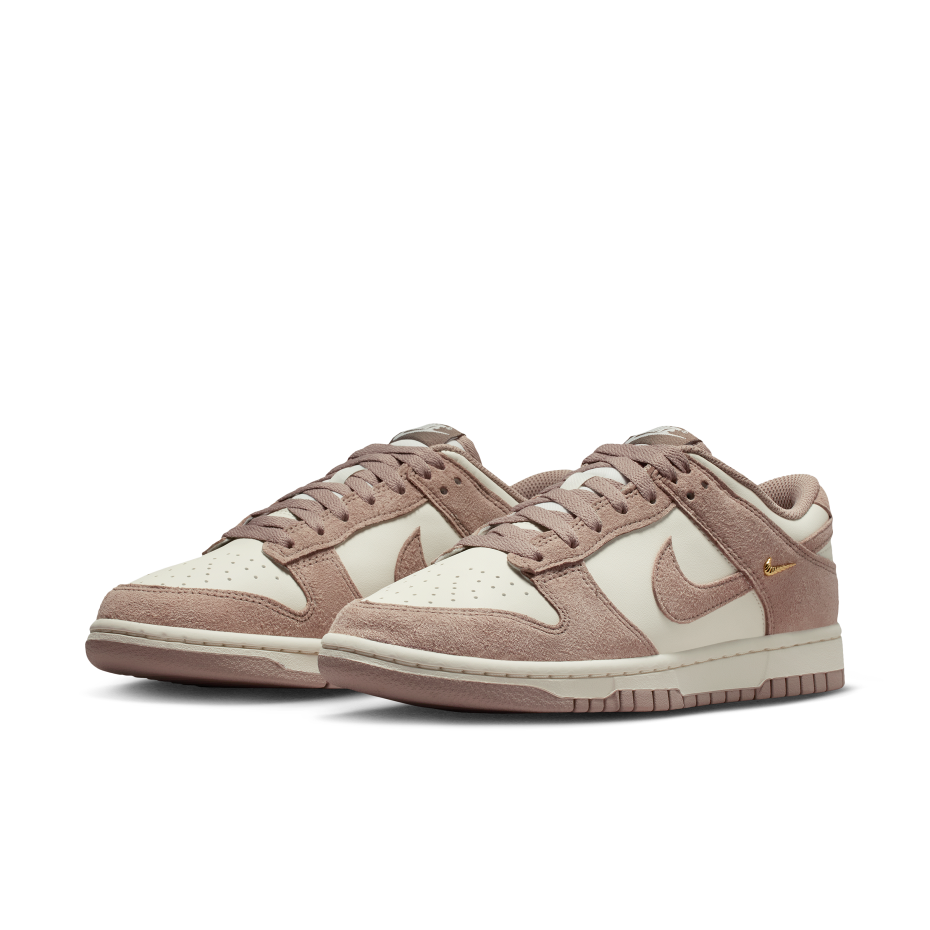 女鞋 NIKE DUNK LOW 'Malt' 白卡其 金屬小勾 麂皮 復古 運動 休閒鞋【IB4417-105】