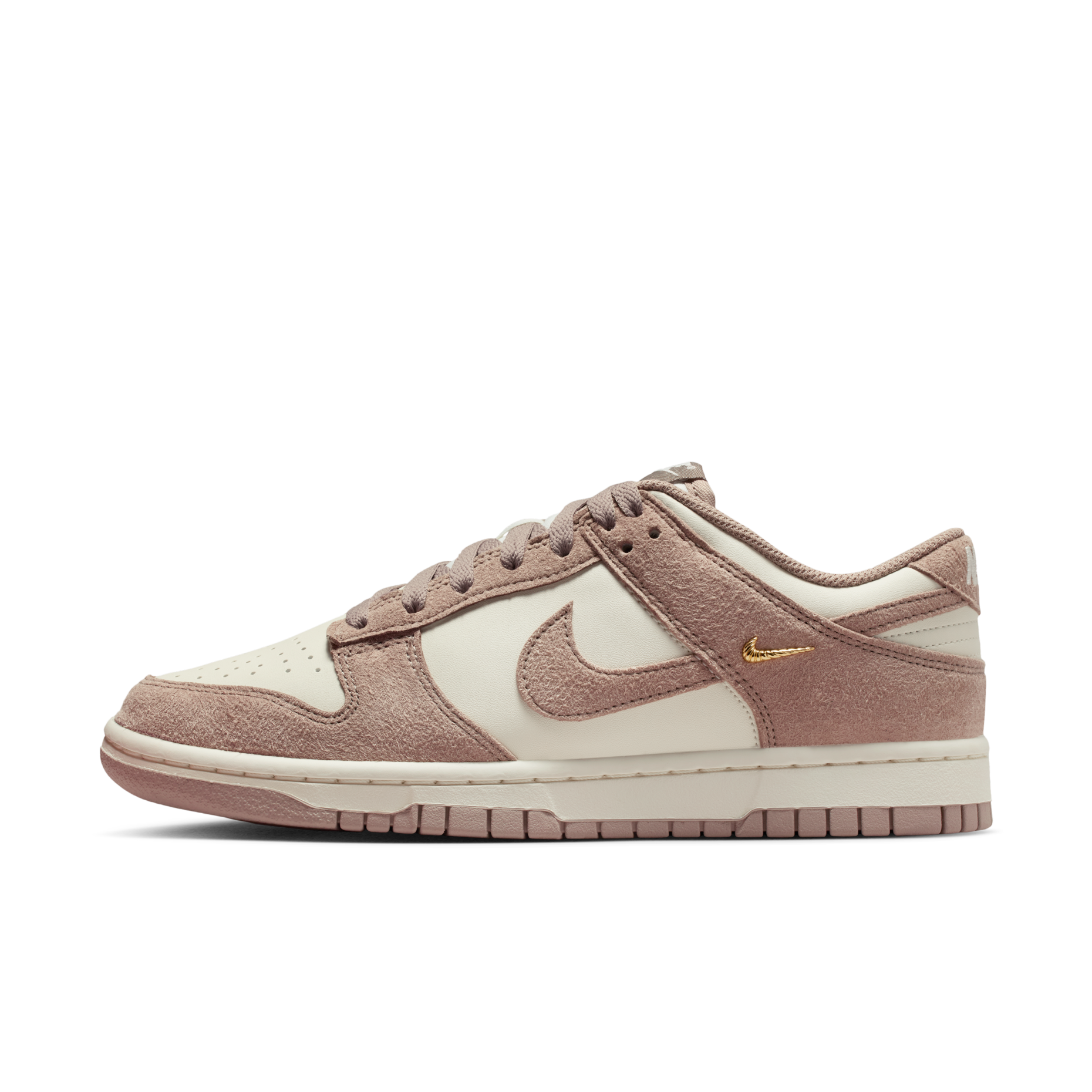 女鞋 NIKE DUNK LOW 'Malt' 白卡其 金屬小勾 麂皮 復古 運動 休閒鞋【IB4417-105】