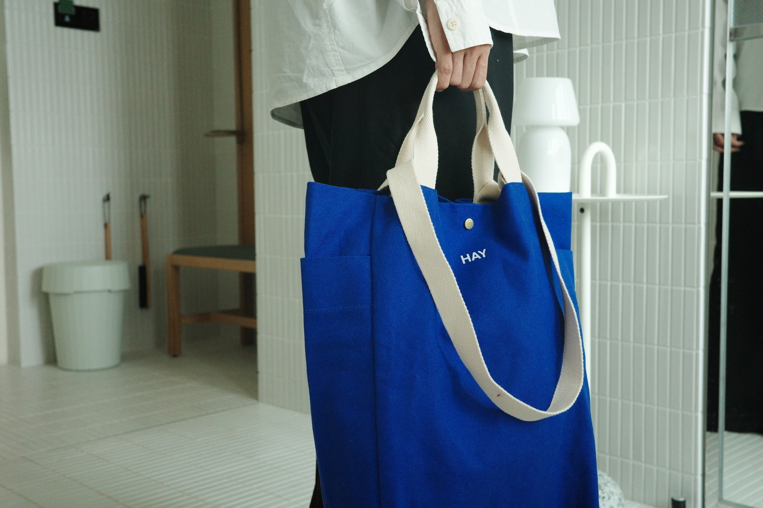 HAY Everyday 托特包 電光藍 寶藍色 實體穿搭