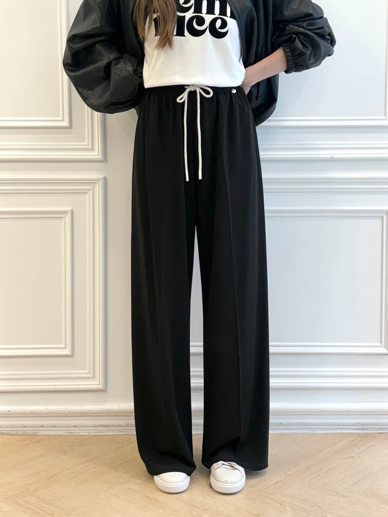 磨毛絨布抽繩直筒褲