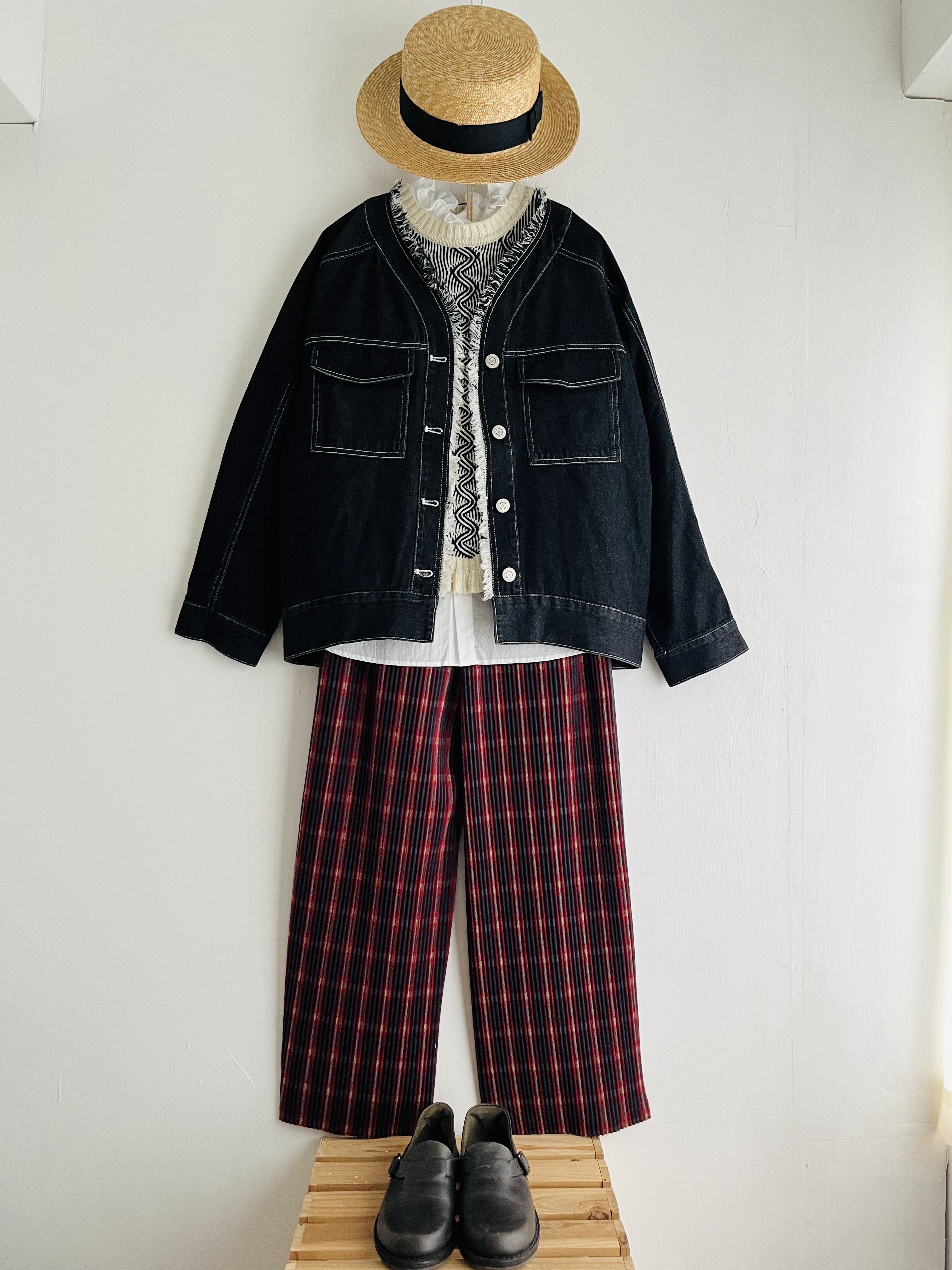 Palm RICHE黑色薄料V領牛仔外套