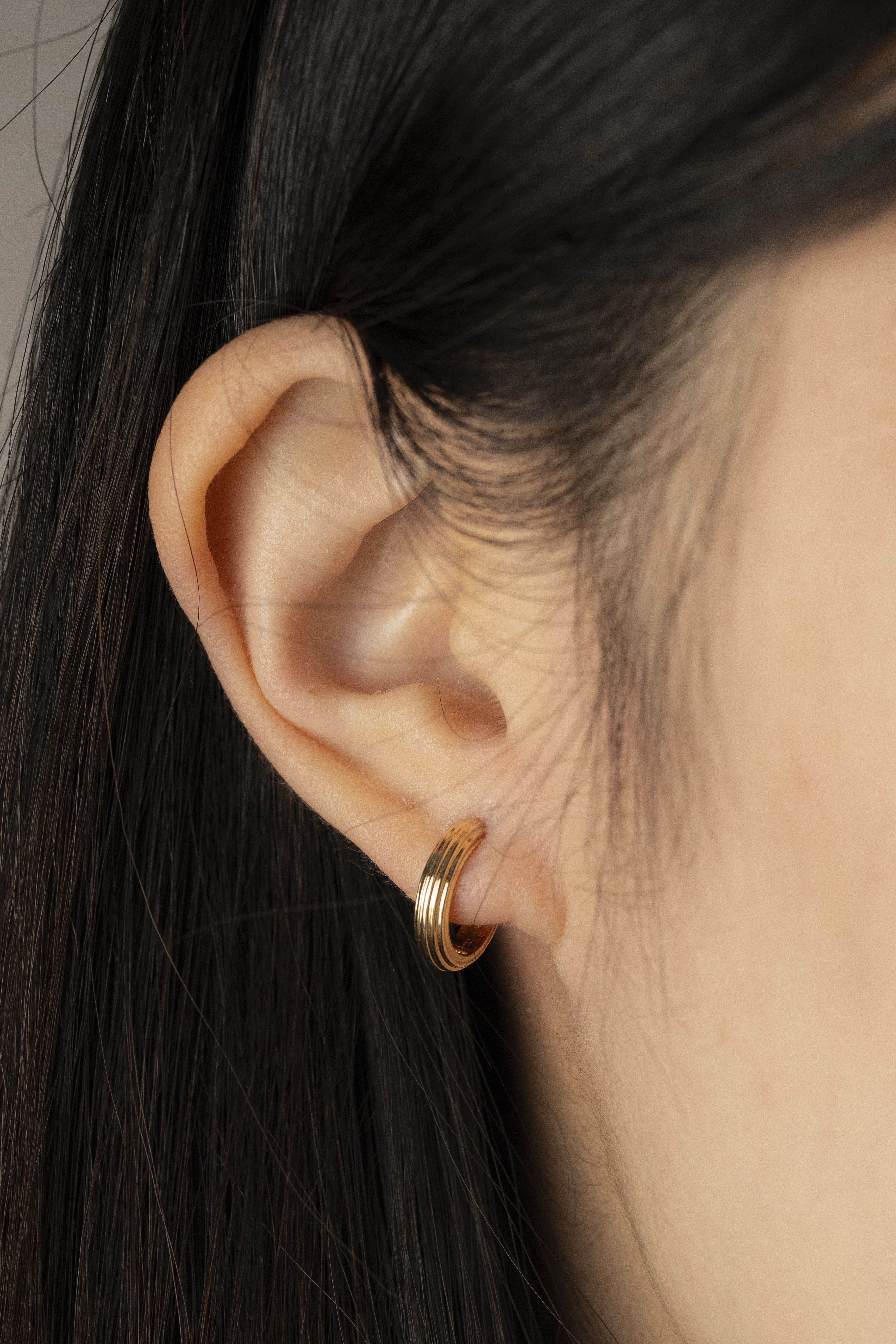 18K Hoop Earring