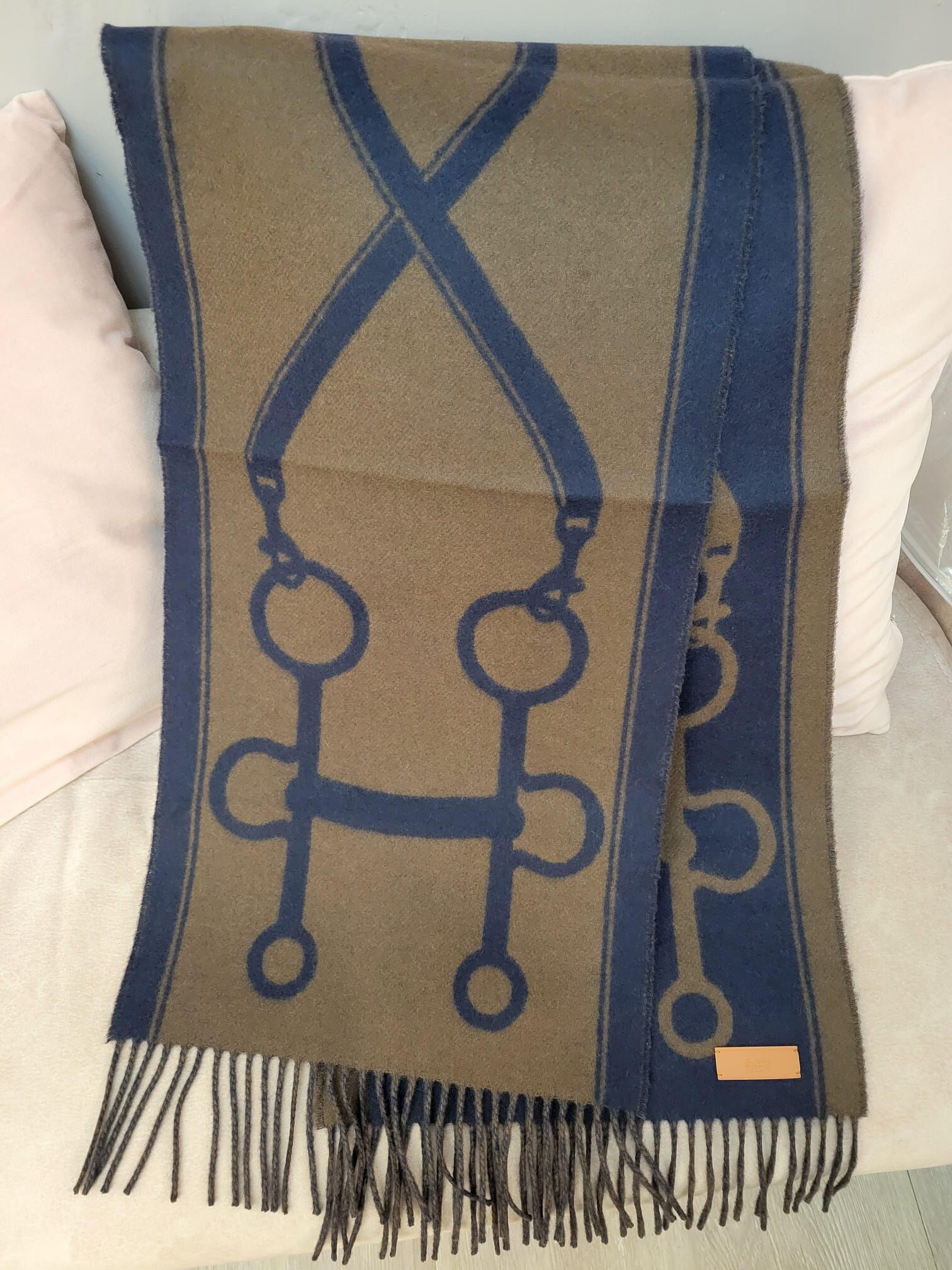 HERMES Casaque Mors scarf bleu caban / ébène (MUFFLER) 頸巾/ 圍巾