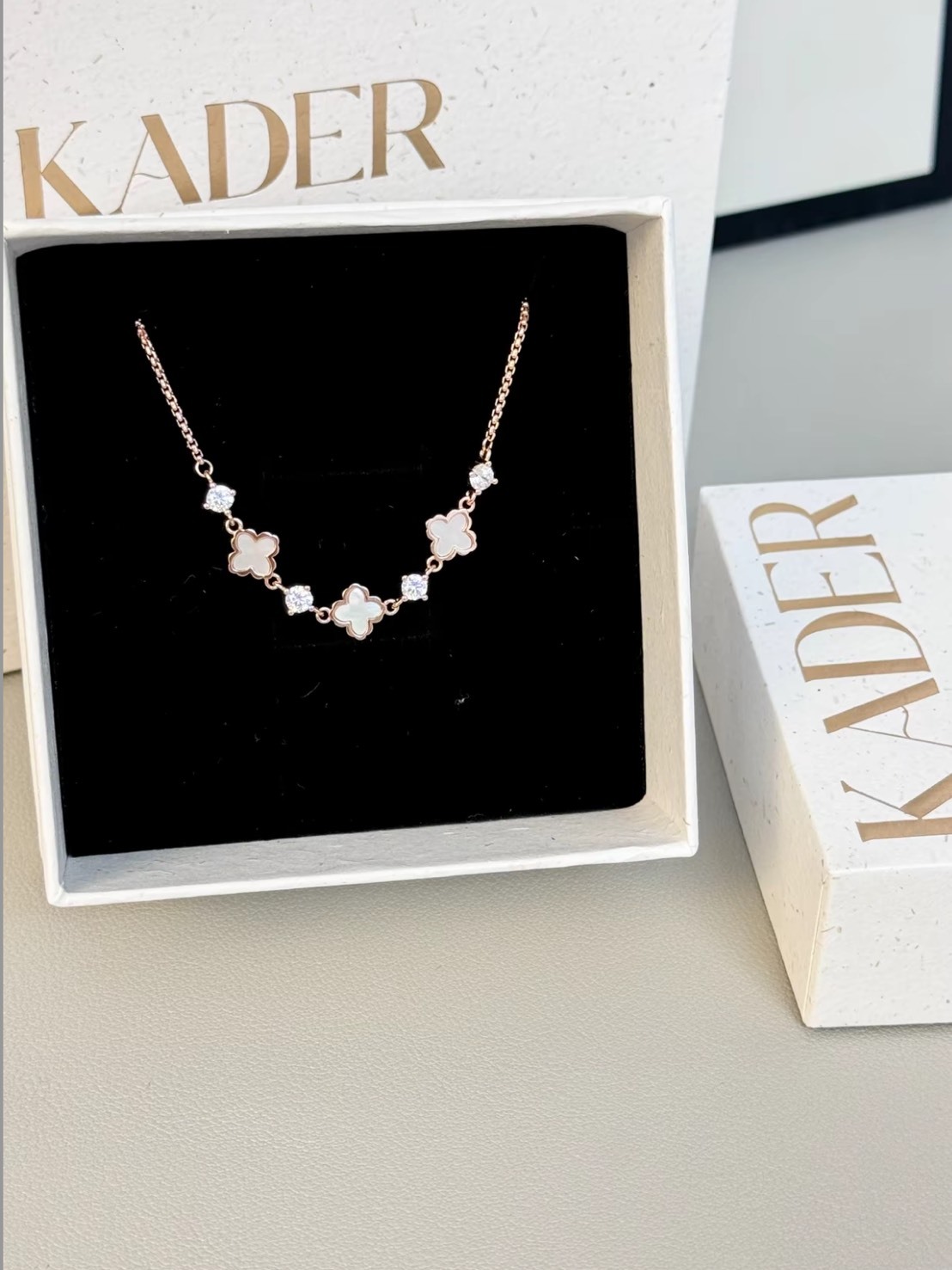 卡蒂羅 KADER 四葉草 手工 珍珠母貝 銀鑲 鑽石 手鍊