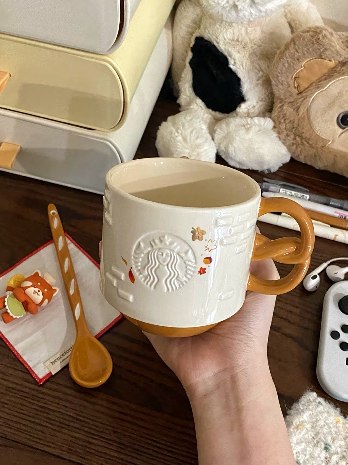 STARBUCKS 星巴克 小熊麵包 馬克杯 附奶白色攪拌勺 385ML