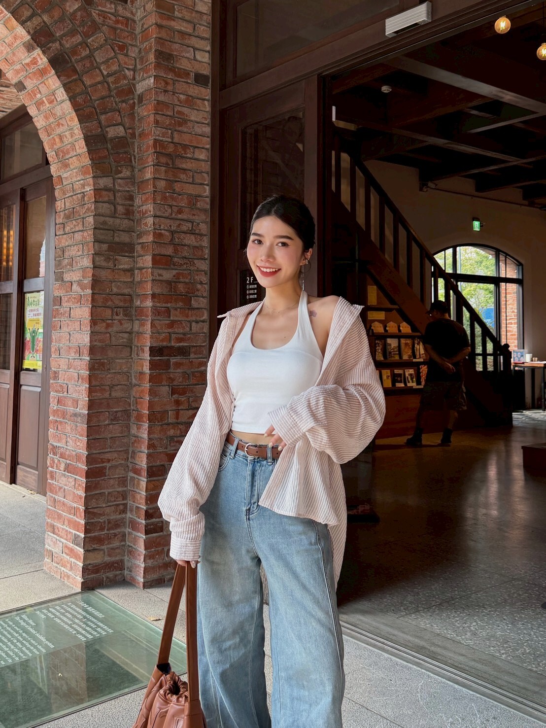 自留款微透直紋襯衫