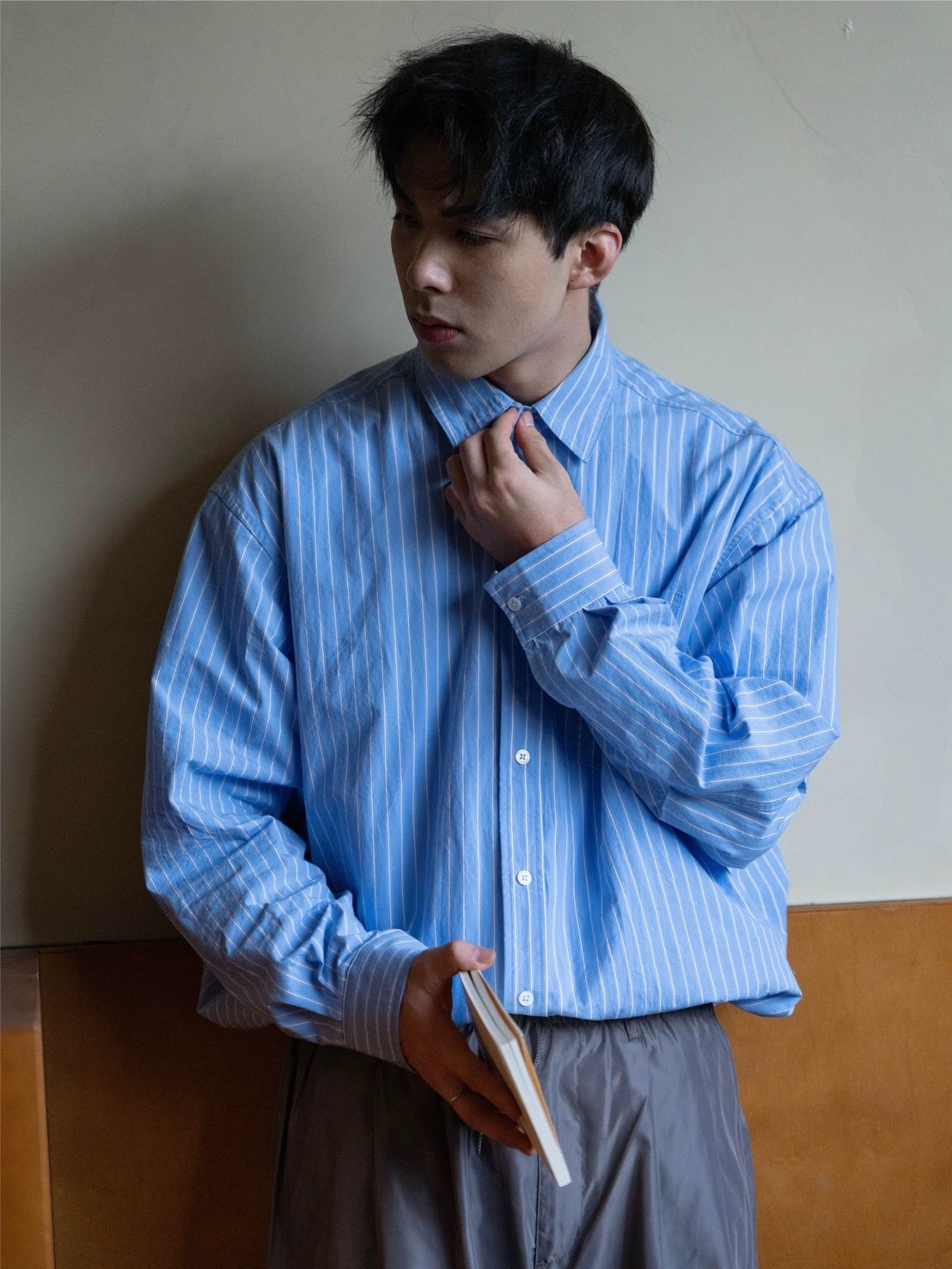 #預購 BTB 25AW 復古微皺 鬆弛寬鬆簡約通勤長袖襯衫 兩色