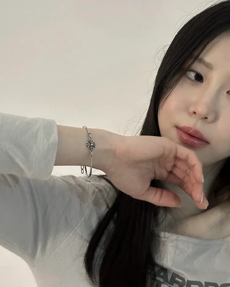 <快速出貨> Giselle同款🪽 韓國 OFUSE cross round bracelet 細鍊