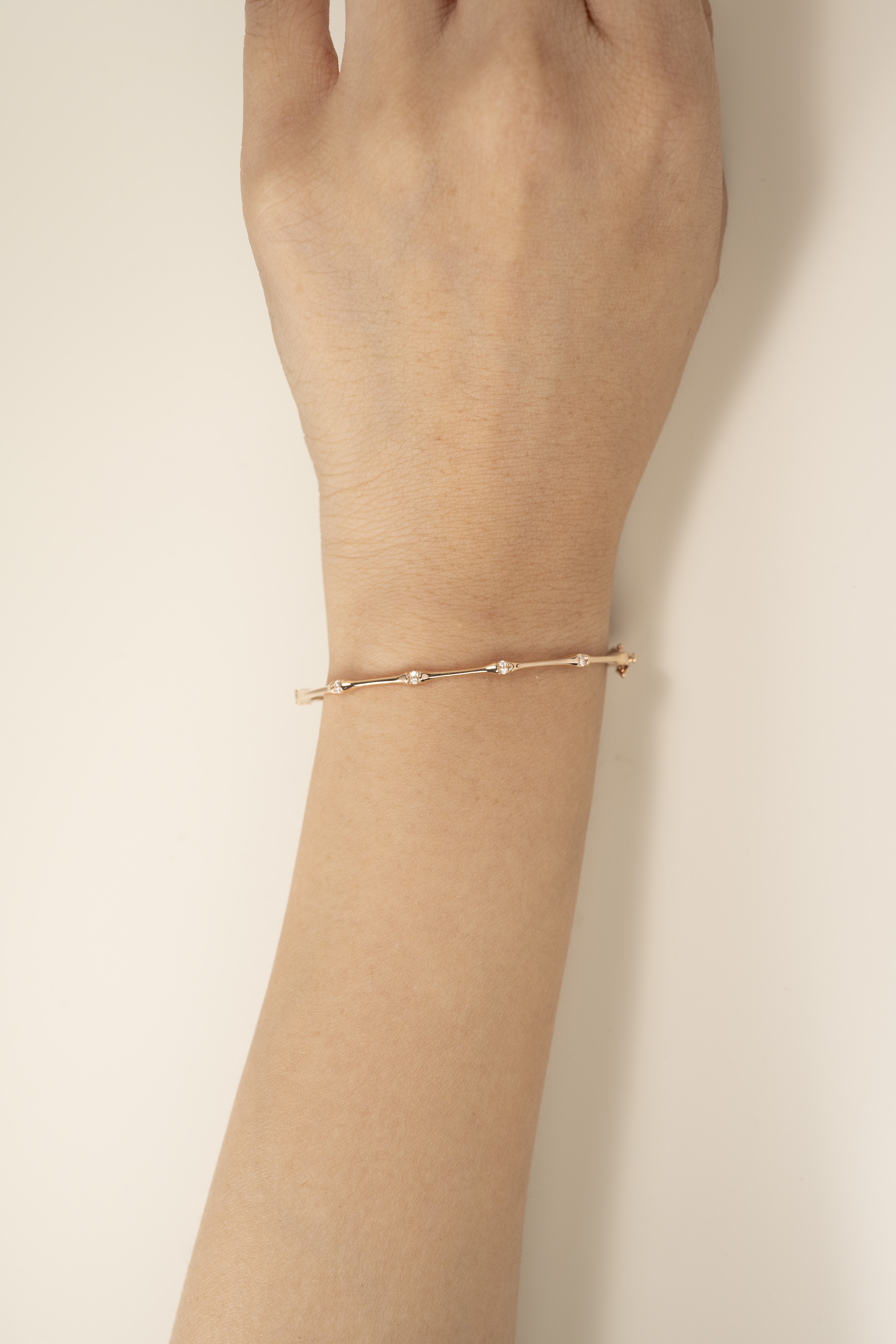 18K Twig Diamond Bangle