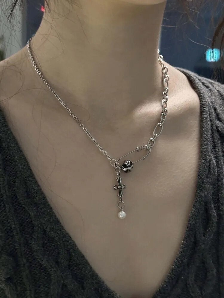 <快速出貨> iDol愛牌🪽 韓國 OFUSE pearl drop necklace 克羅心別針珍珠項鍊