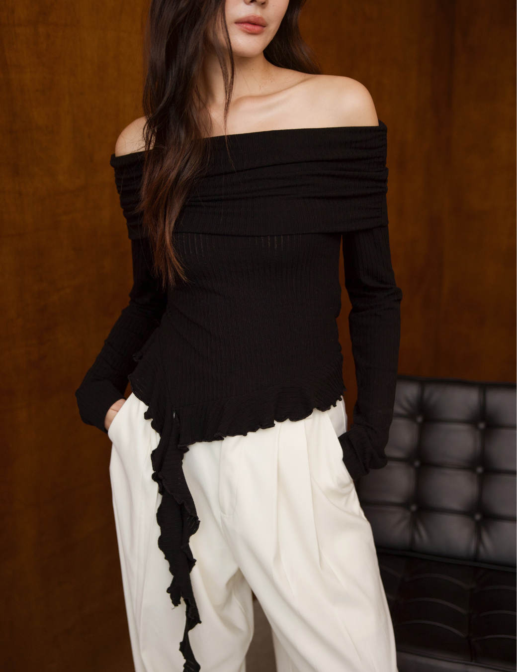 翻領垂墜設計平口上衣（黑色/3尺寸）