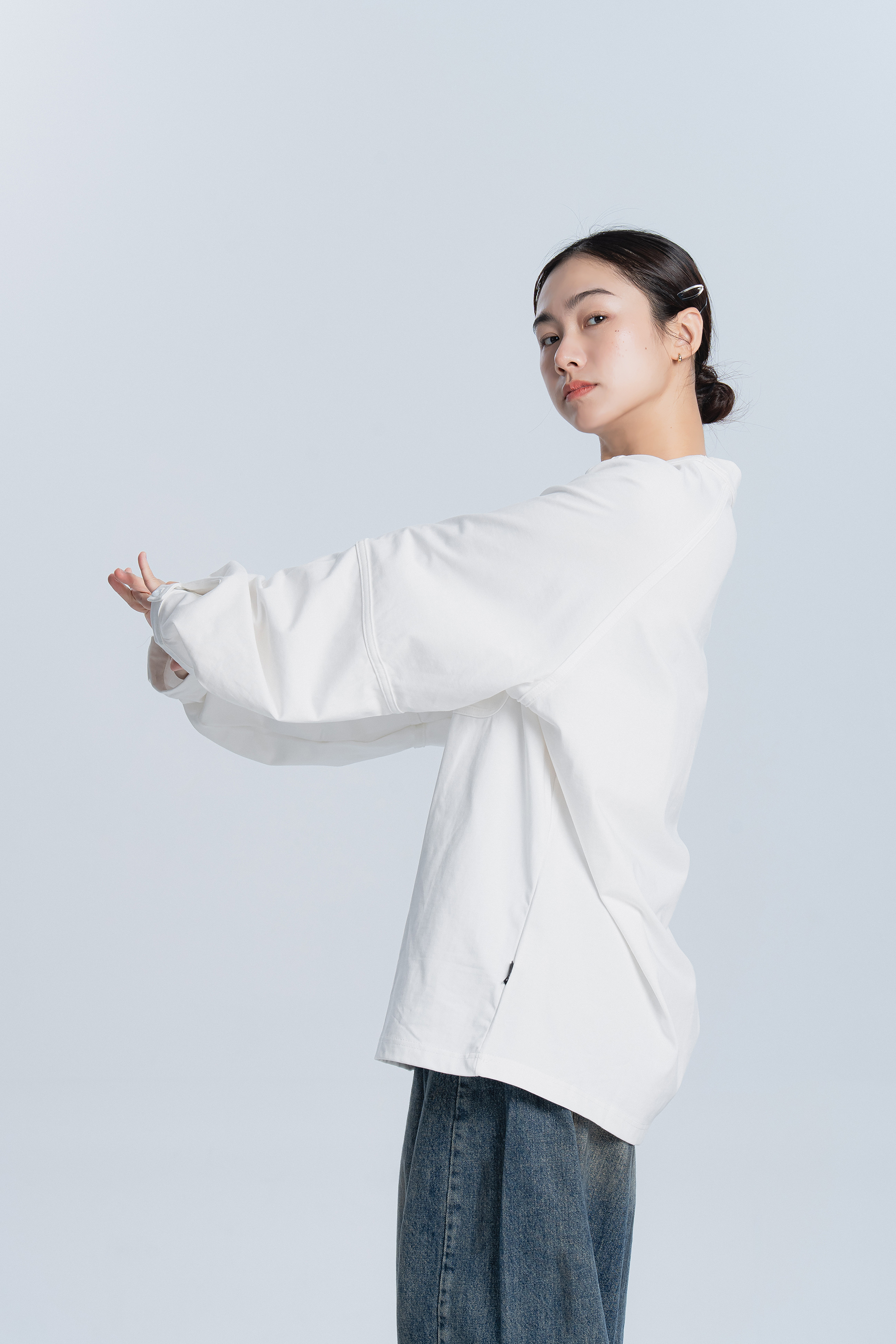 氣質叉肩小澎袖長T 2色