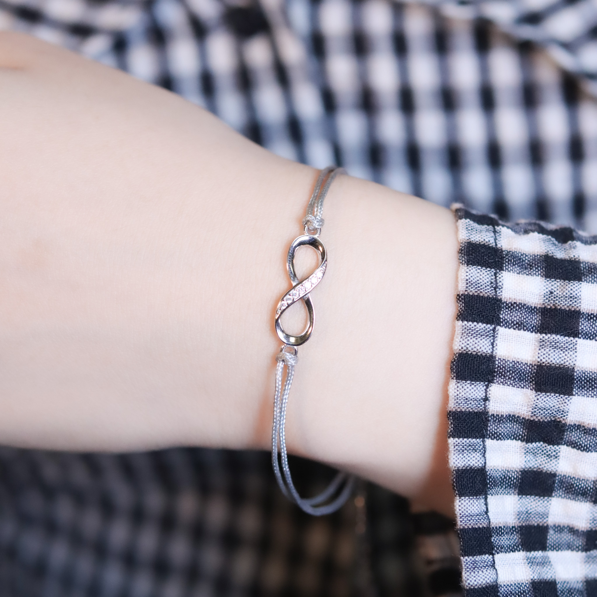 | 925純銀・厚鍍白金 | 永無止境手繩 | BR1412 |