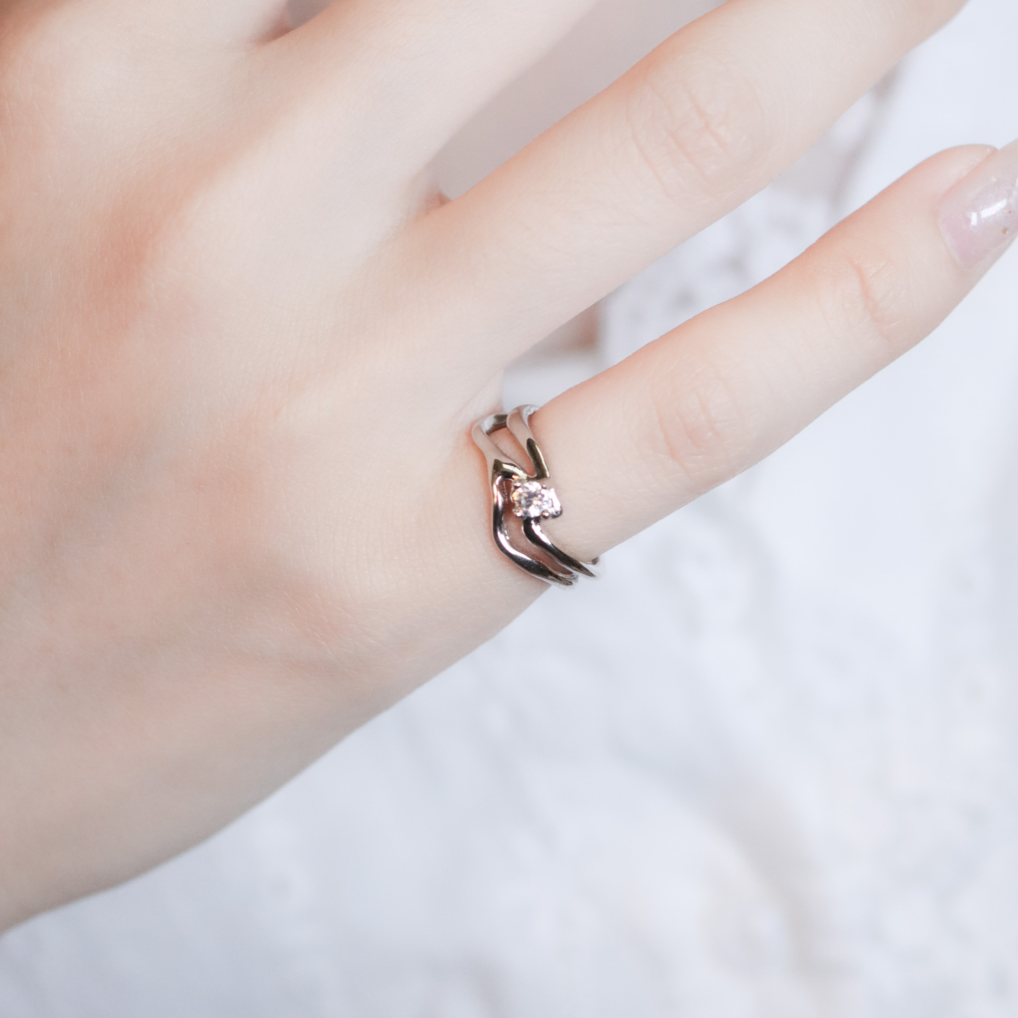 | 925純銀・白金 | 熔岩三層尾戒 | RI0956 |