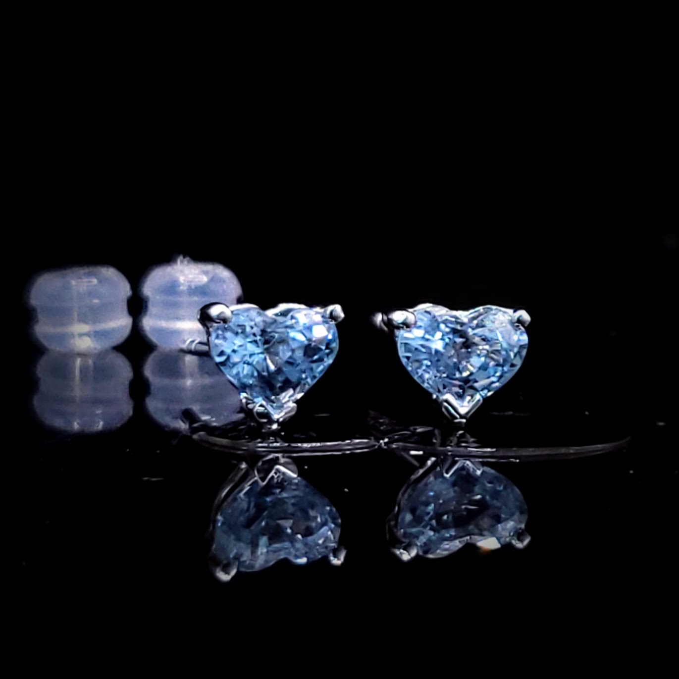 18K White Gold 1.41ct Sapphire Earrings