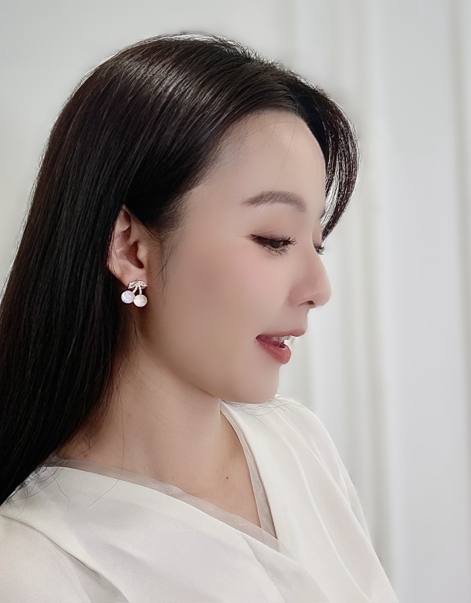 (閃閃發光)盈透櫻桃耳環