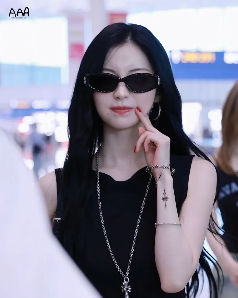 <開團啦> iDol同款🪽 韓國 OFUSE thorn bangle bracelet 扭結手環