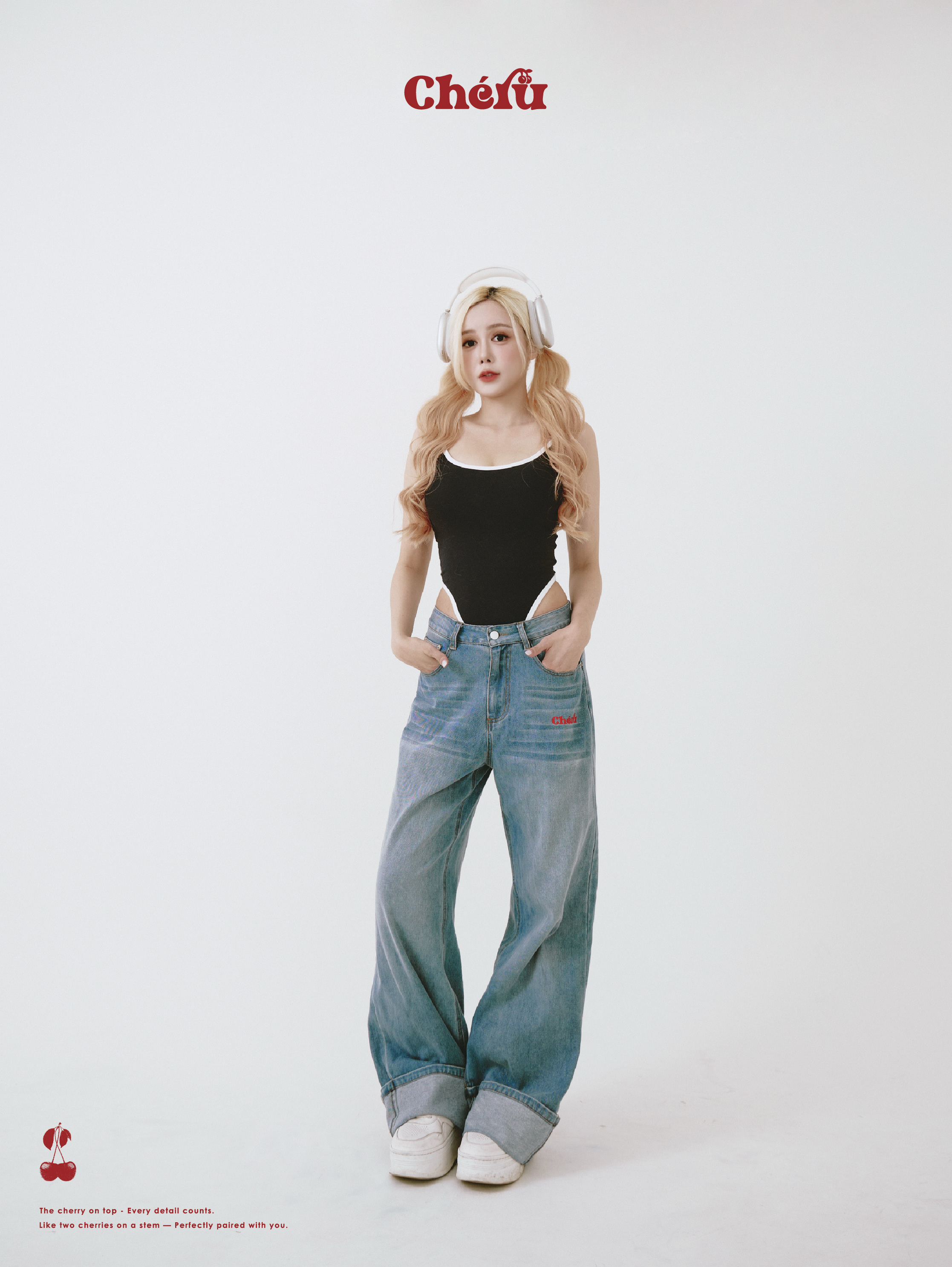 櫻桃 洗水反摺 Logo 牛仔褲