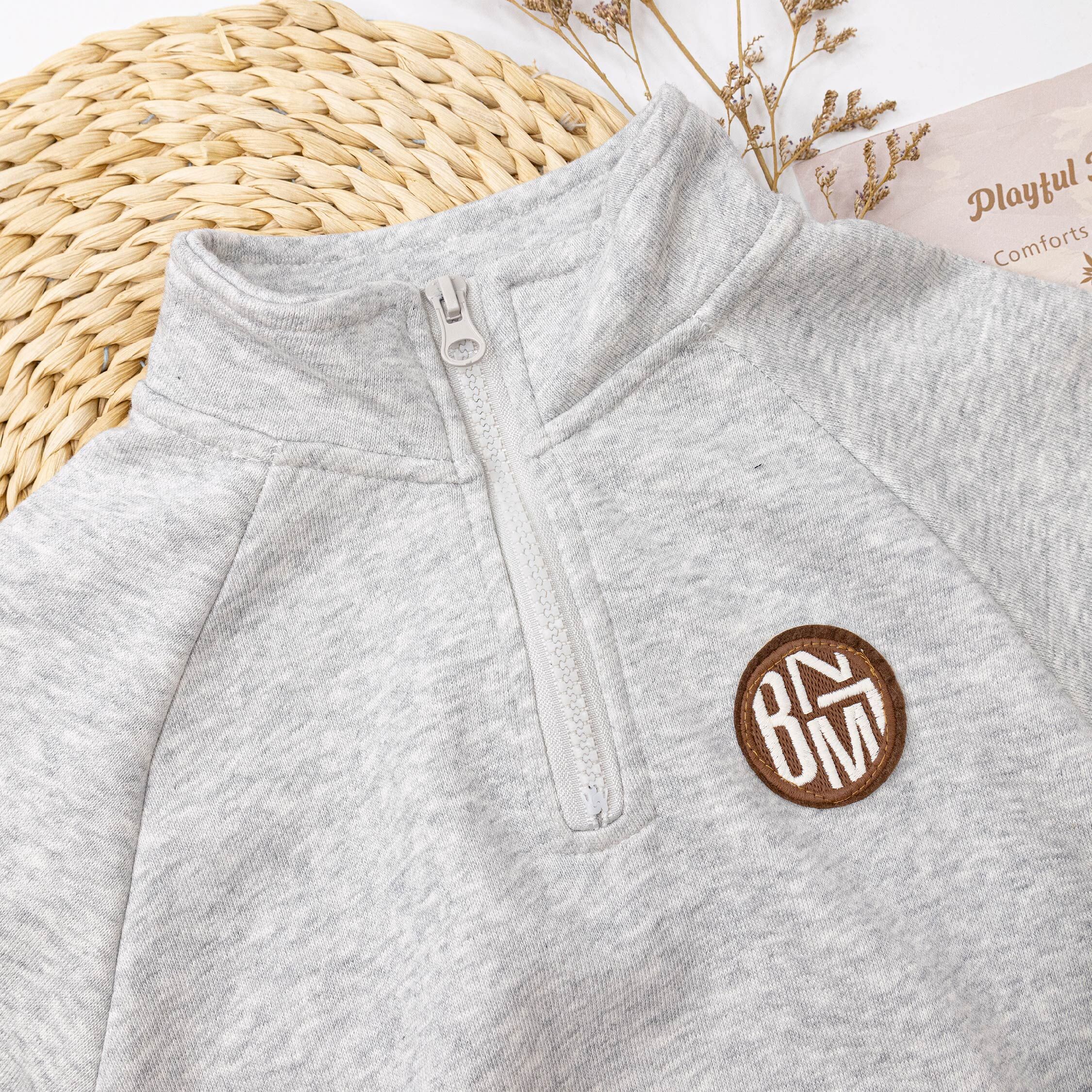 【H55222】潮流字母刺繡布貼口袋上衣