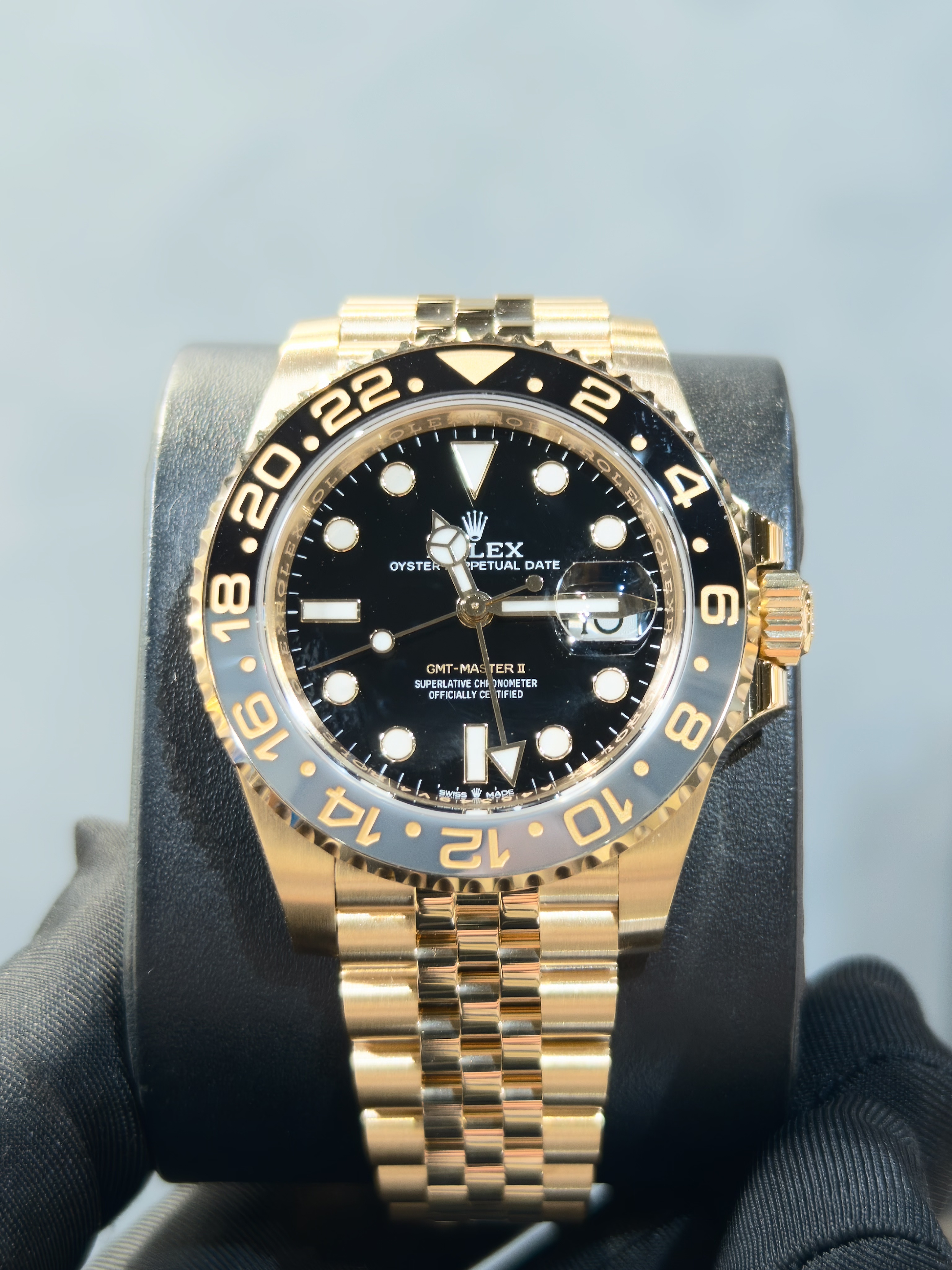 BRAND NEW ROLEX 126718 126718GRNR GMT-MASTER II BLACK DIAL YELLOW GOLD JUBILEE 40mm