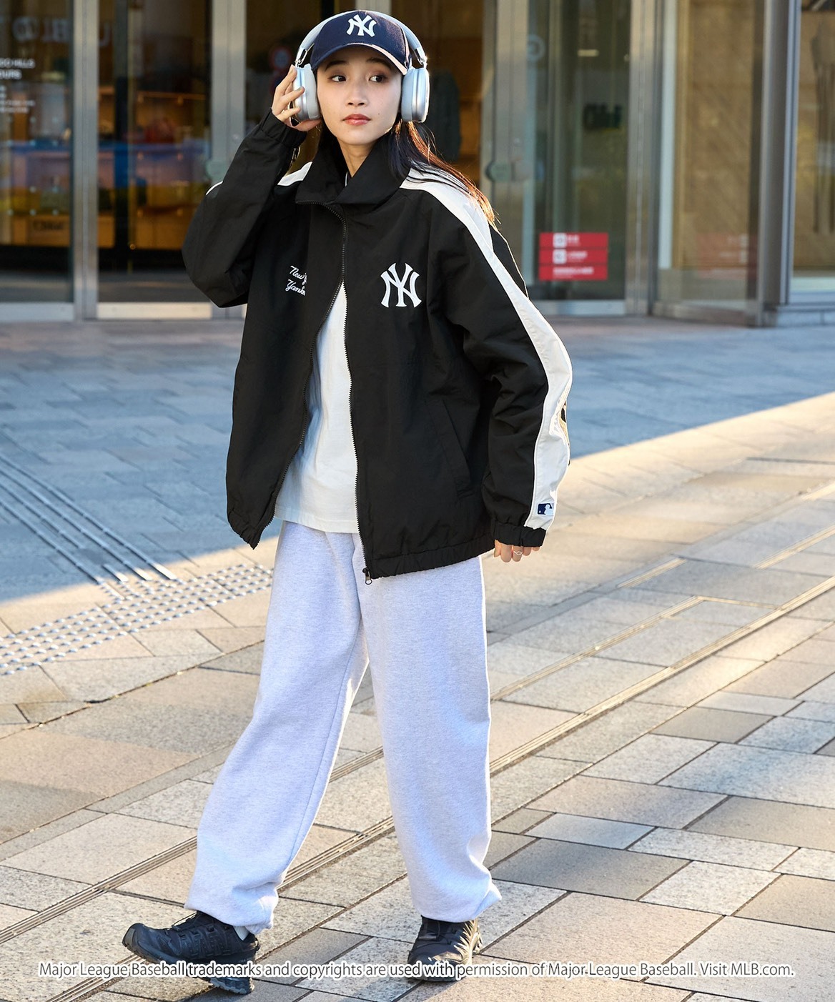 #預購 日本限定 MLB 貼片刺繡 立領邊線 尼龍夾克外套 六色