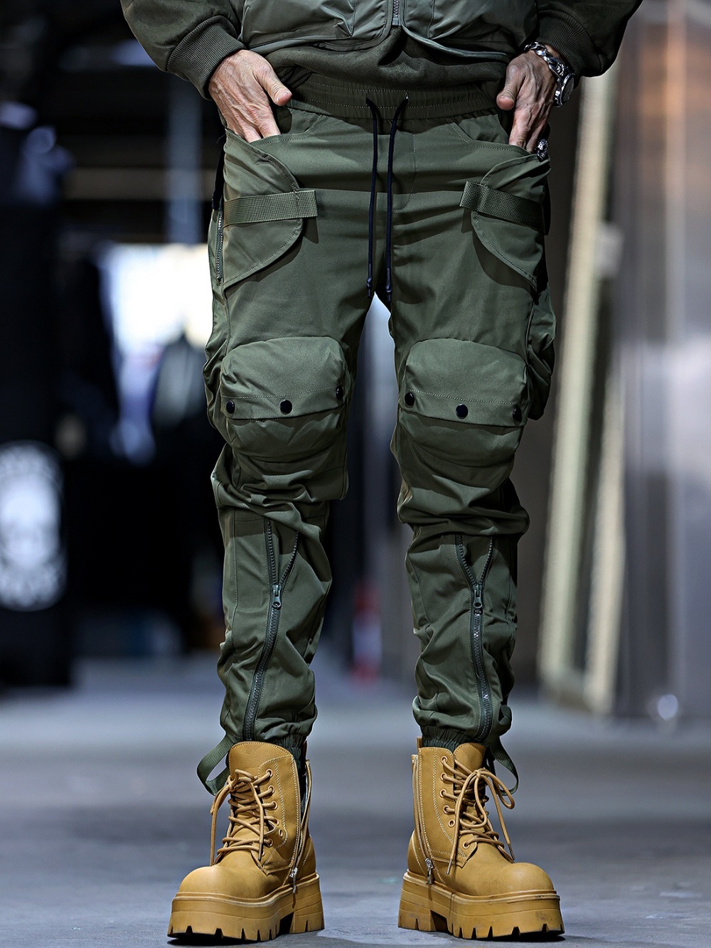 繫帶紐帶慢跑褲