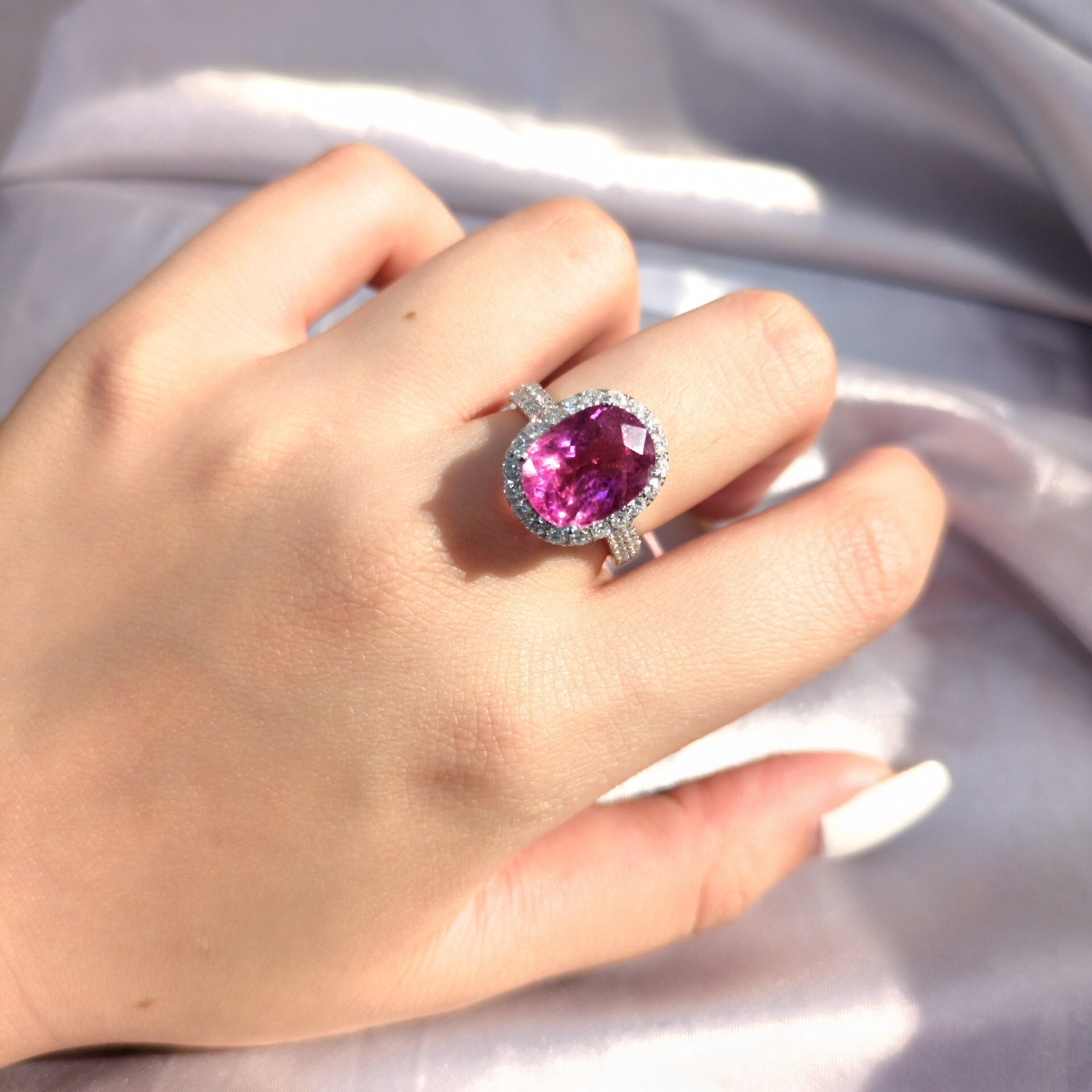 18K White Gold 3.85ct Tourmaline and Diamond Ring