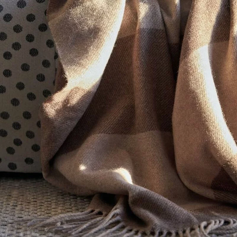 Sagaform-Ulle 羊毛披肩蓋毯,棕色,提昇室內居家生活品質