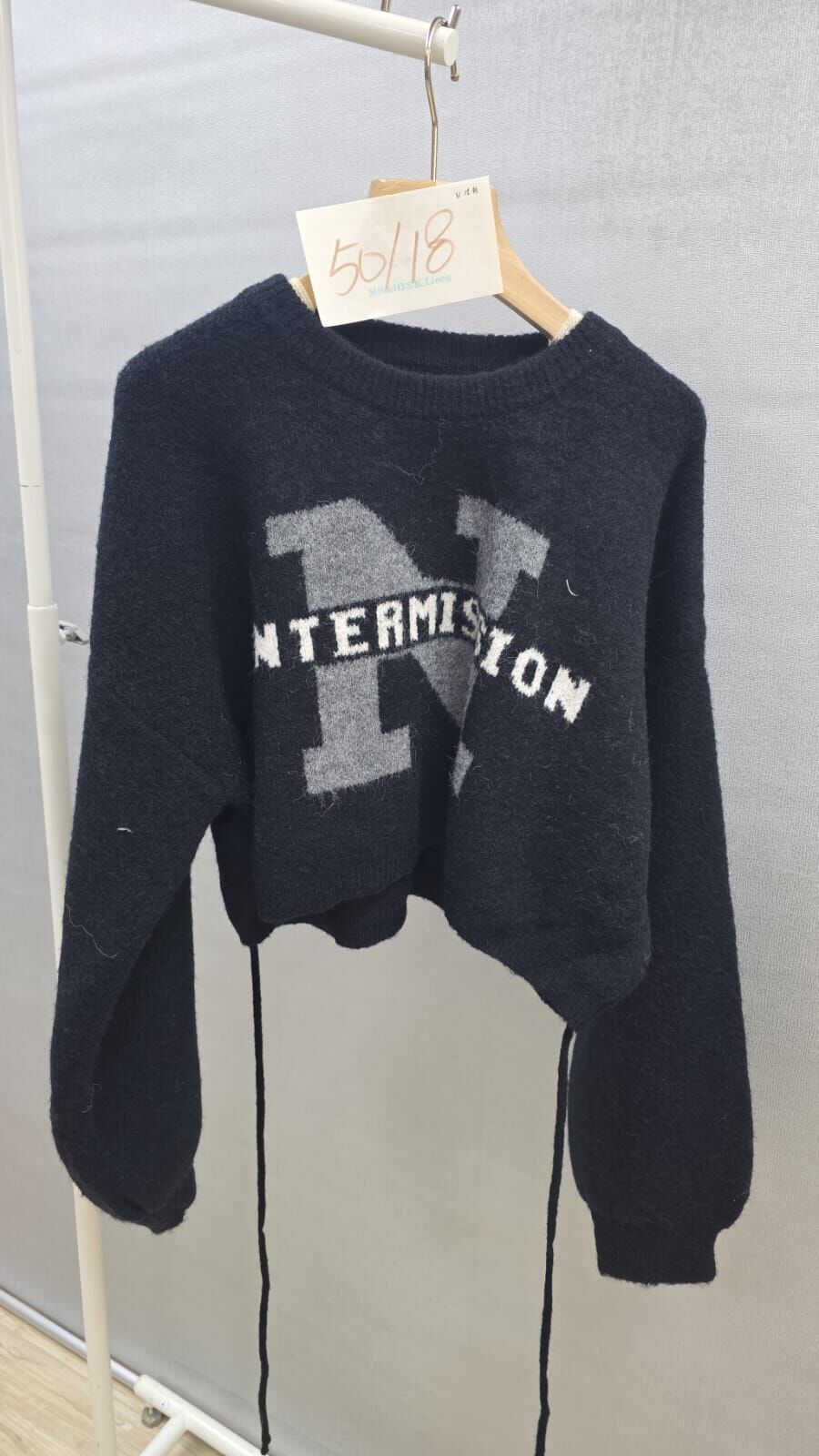 Cf1612   大字母N字短身tee   胸50  長18   共享優惠：購物滿3件每件減$20