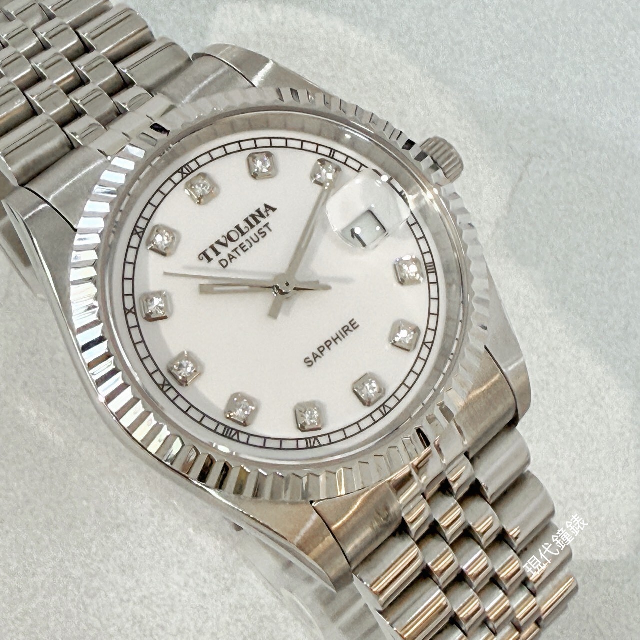 【TIVOLINA 小紅帽】奢華點鑽錢幣紋腕錶 MAW3693-DN 36mm 現代鐘錶