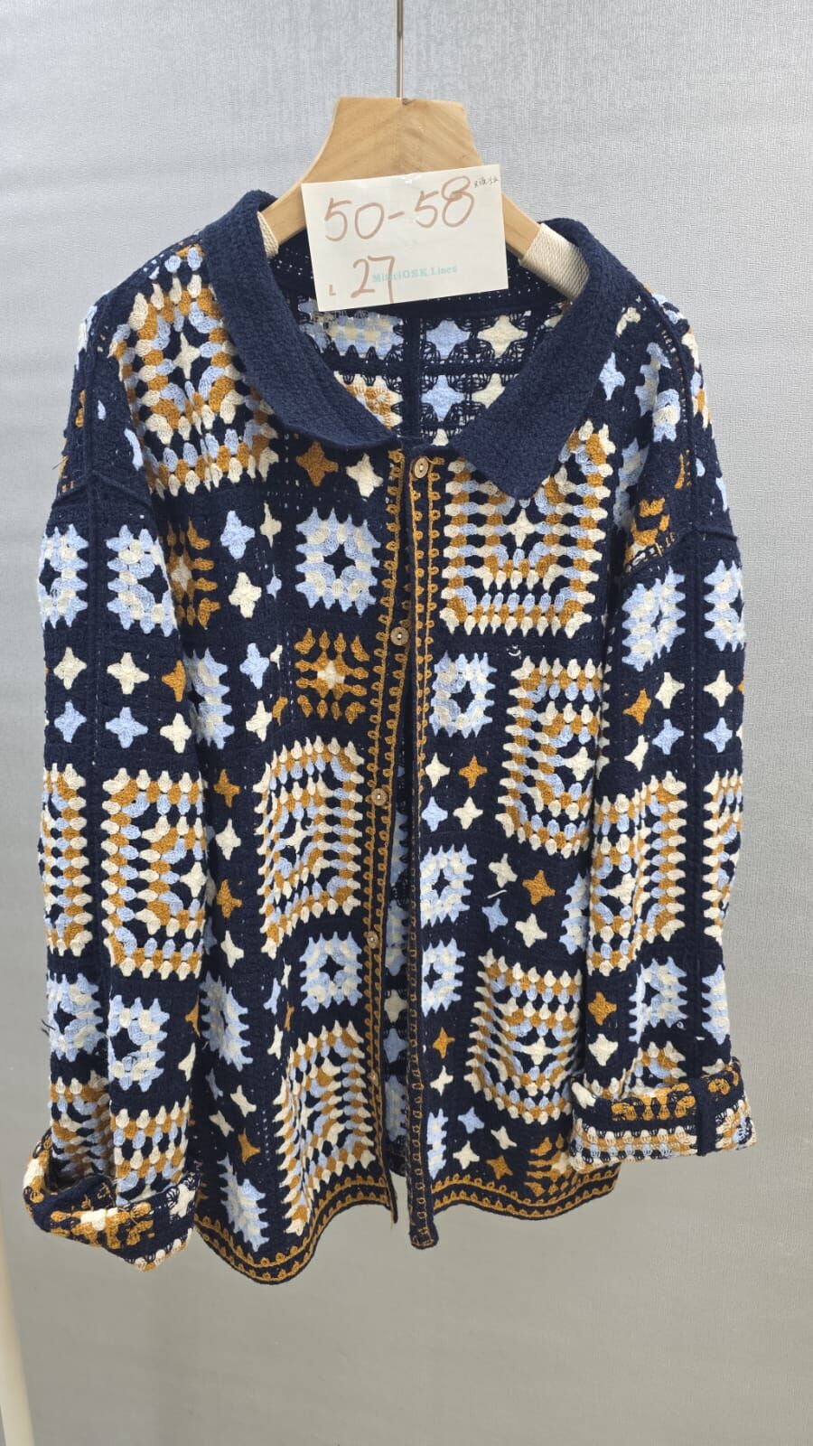 Cf1617    領淨色拼圖案恤   胸50-55  長27   共享優惠：購物滿3件每件減$20