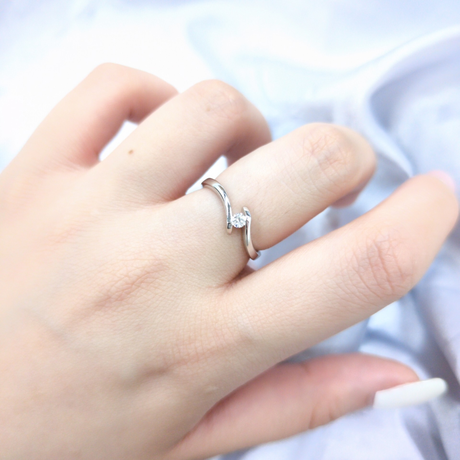 18K White Gold 0.07ct Diamond Ring