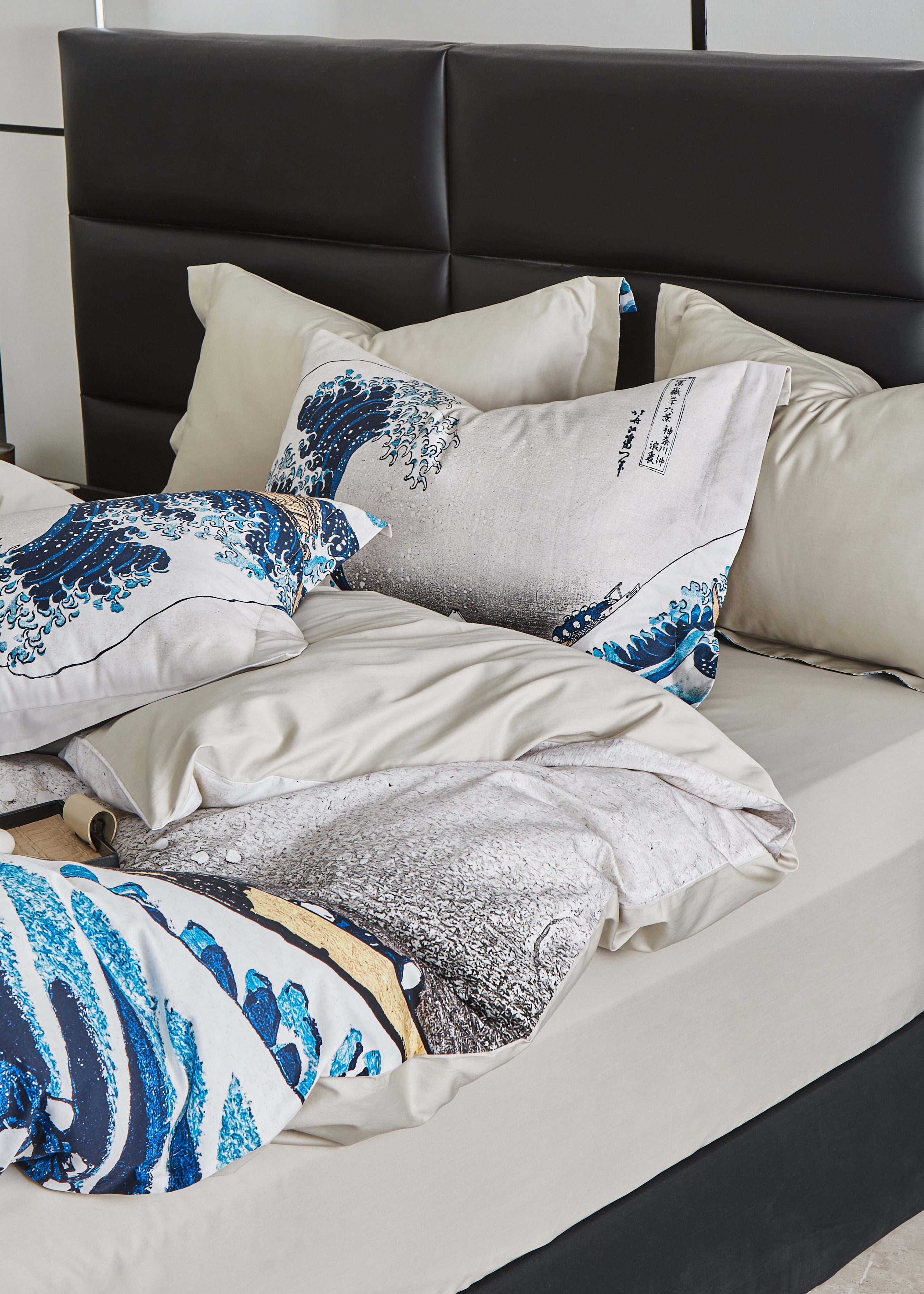 浮世繪藝術床包｜葛飾北齋《神奈川沖浪裏》