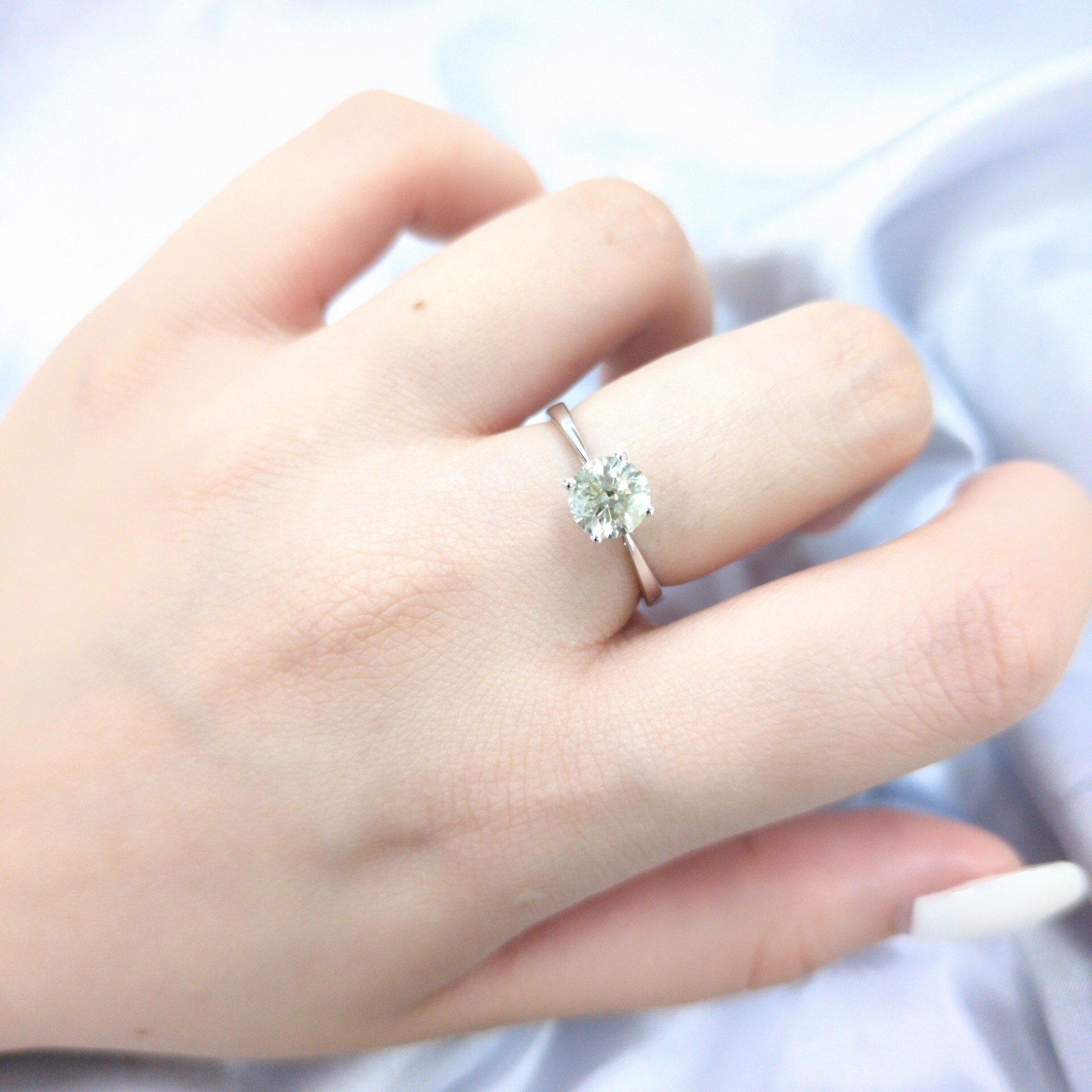 18K White Gold 0.83ct Diamond Ring