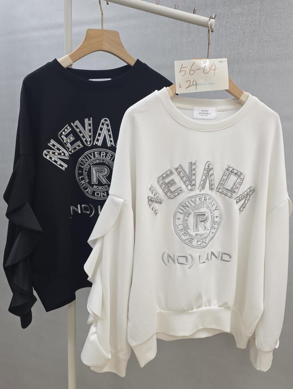 Cf1618  字母釘石衛衣   胸56-64  長24   共享優惠：購物滿3件每件減$20