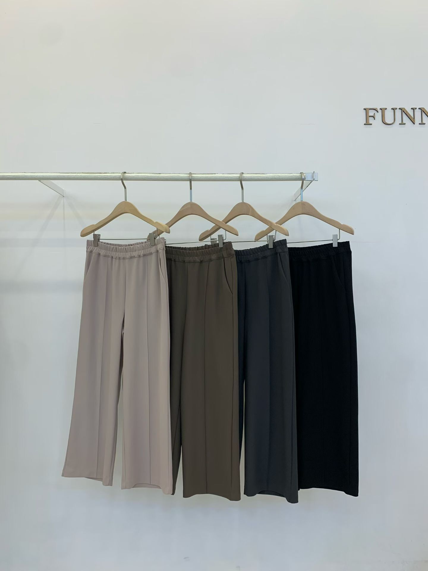 FP5118 全鬆緊寬鬆九分西褲(S/M/L)