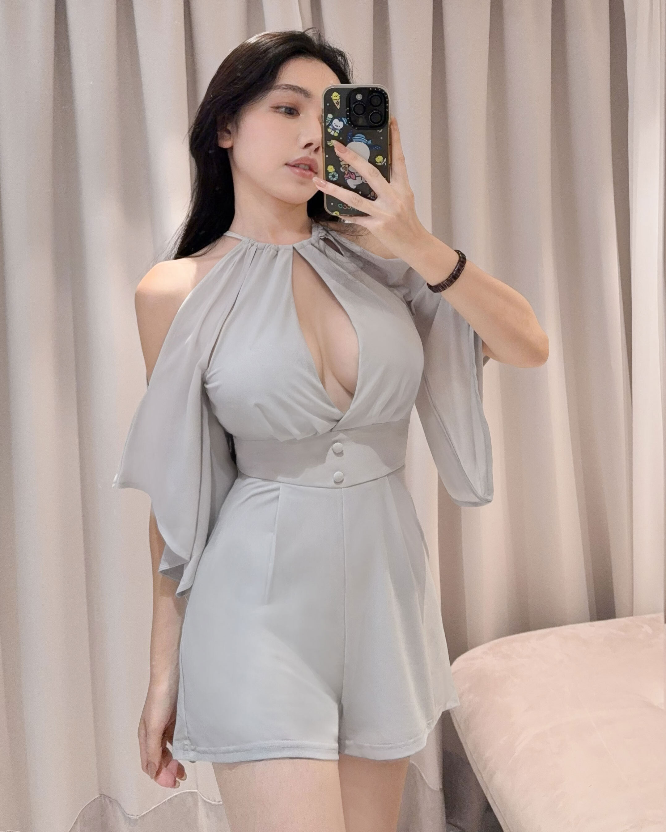 ⭒訂製-穿繩鏤空喇叭袖連身短褲