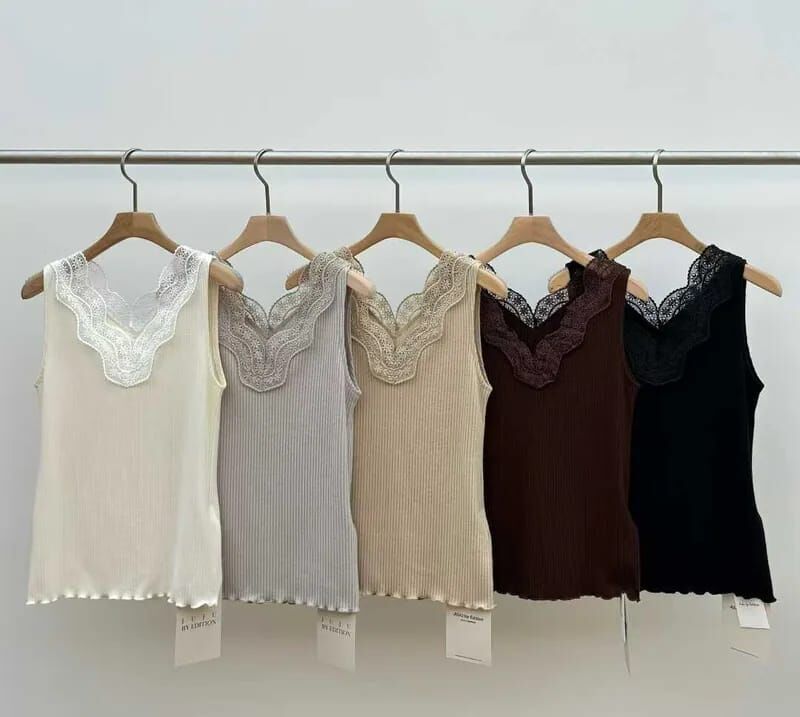 JU5106 大蕾絲木耳邊背心