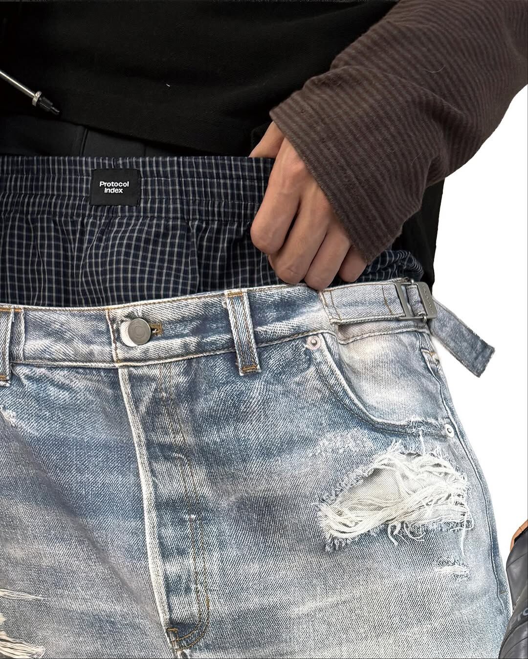 Protocol Index TROMPELOEIL LAYERED PANTS Protocol Index Pants - NUBIAN