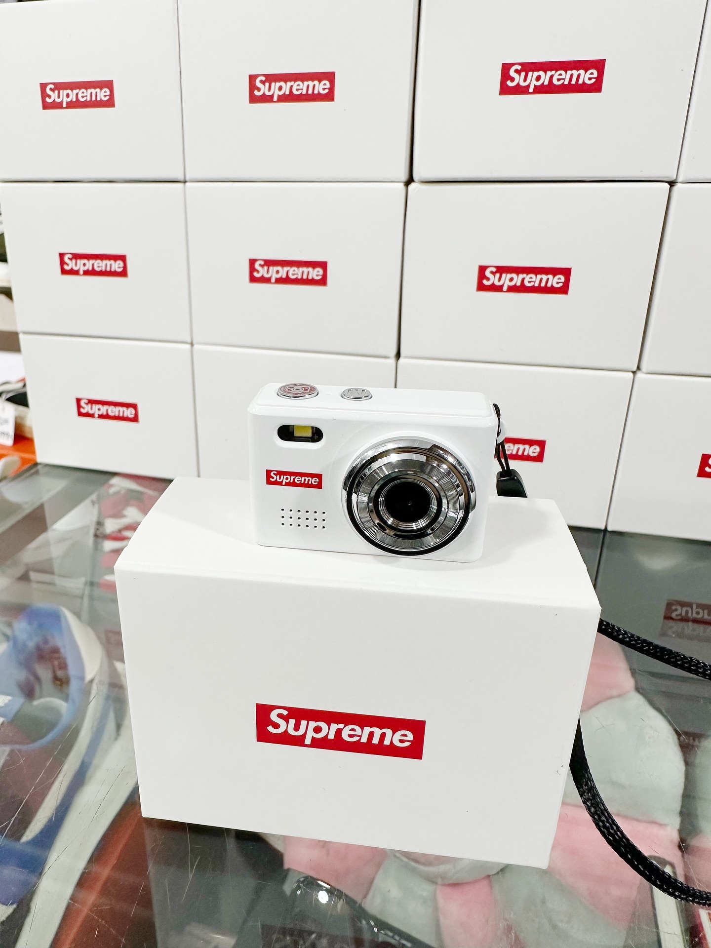 専用 Supreme Digital Camera Keychain 6個 Supreme Digital Camera