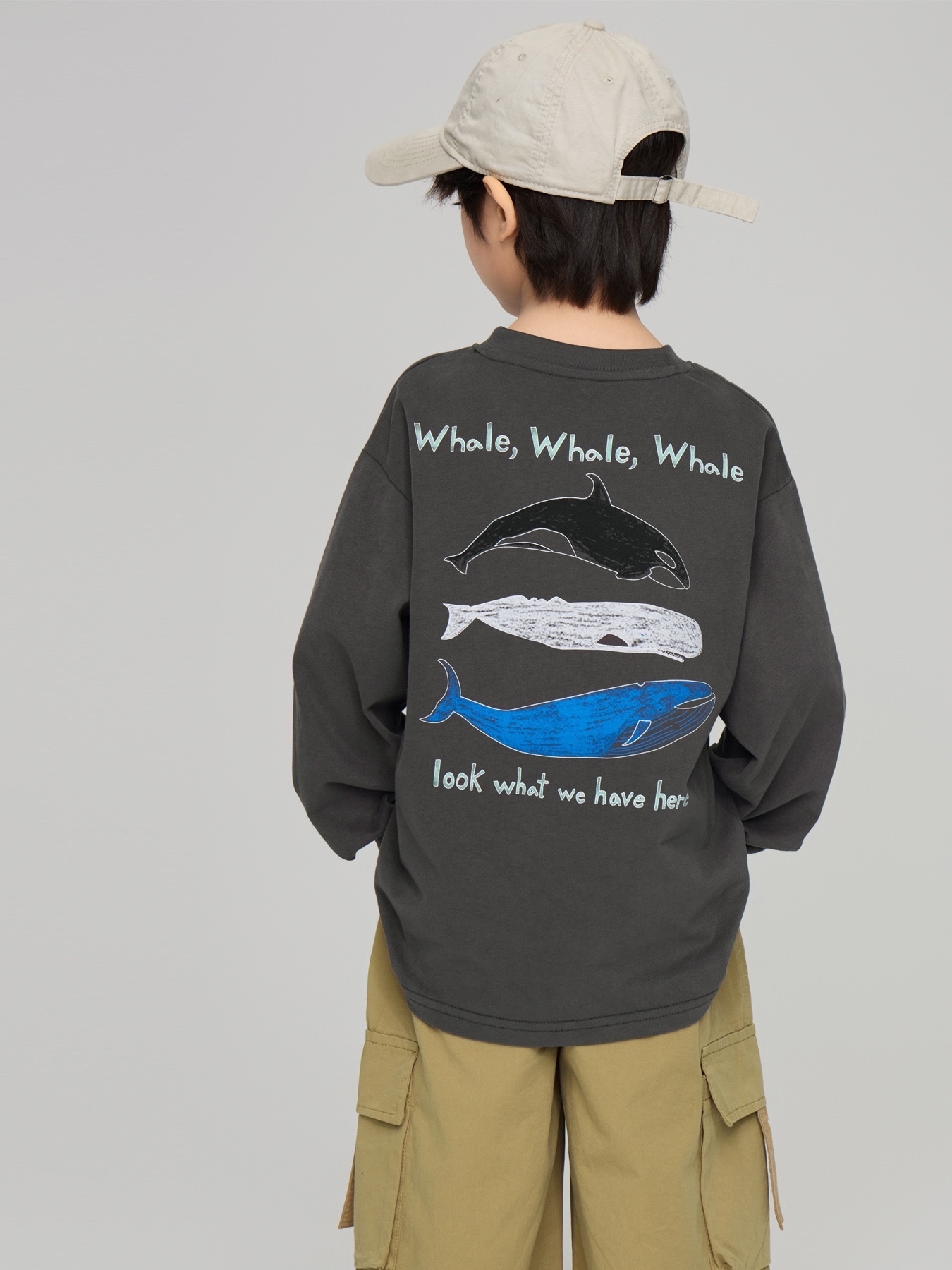 三色海洋鯨魚上衣