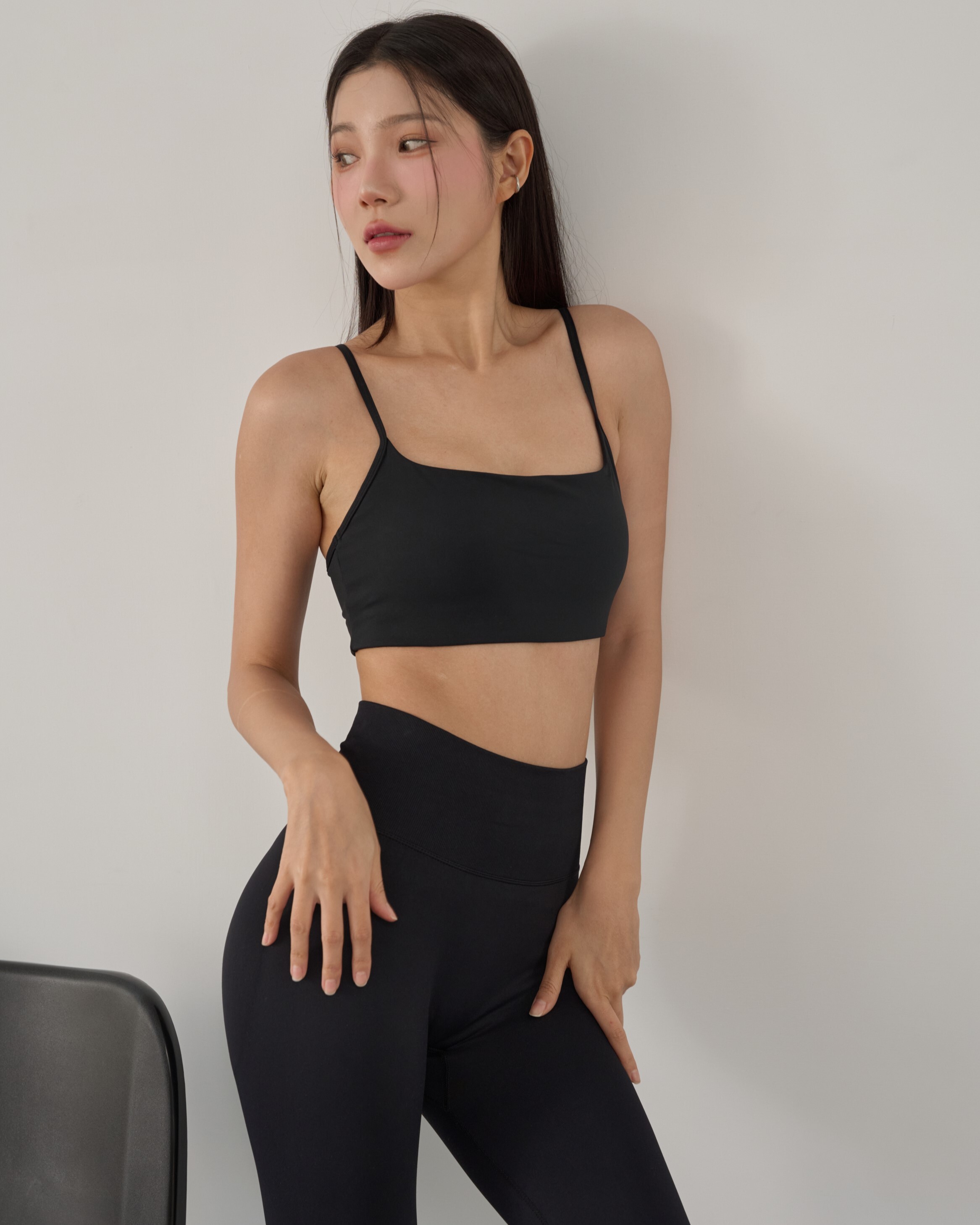 EASE細肩方領BRA TOP背心-黑色