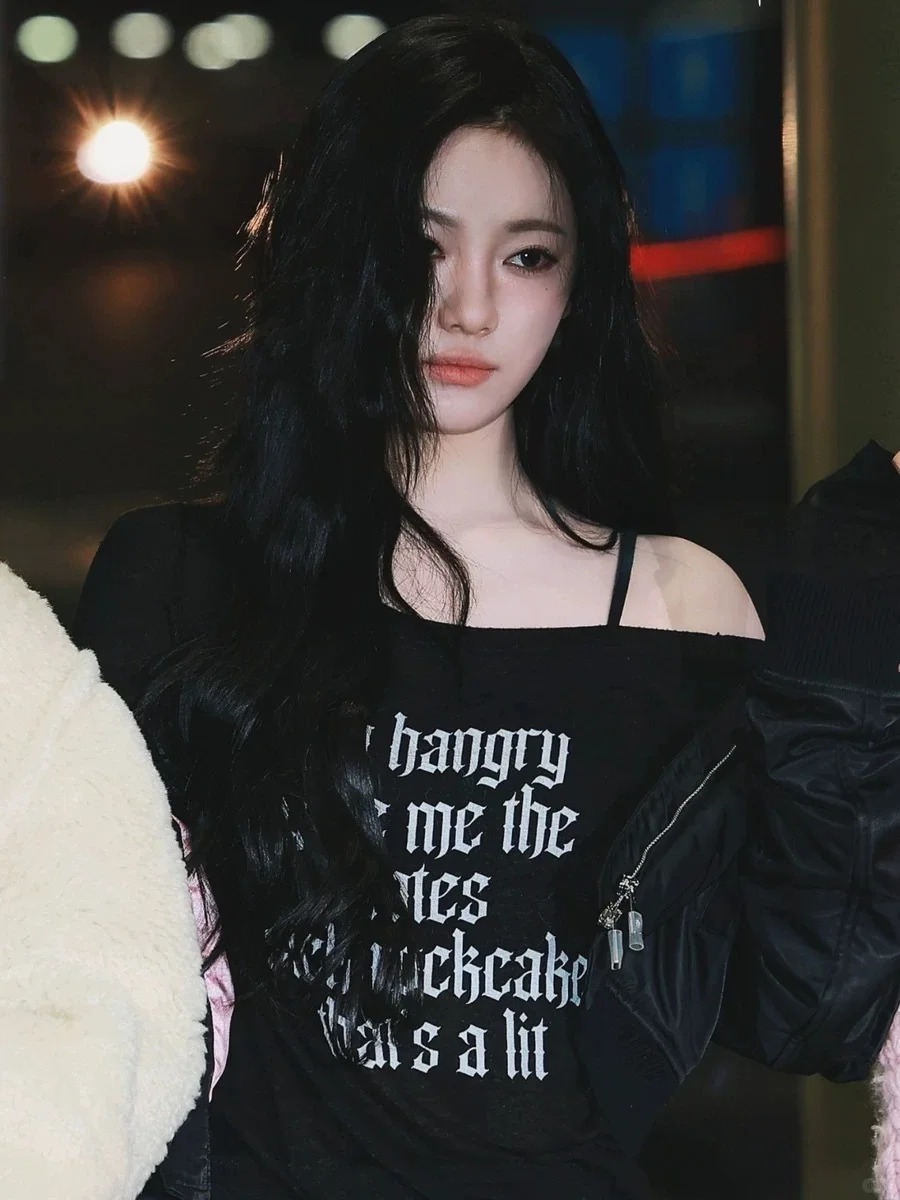 【代購】Rockcake 寧藝卓同款 斜肩罩衫薄長袖(3色)