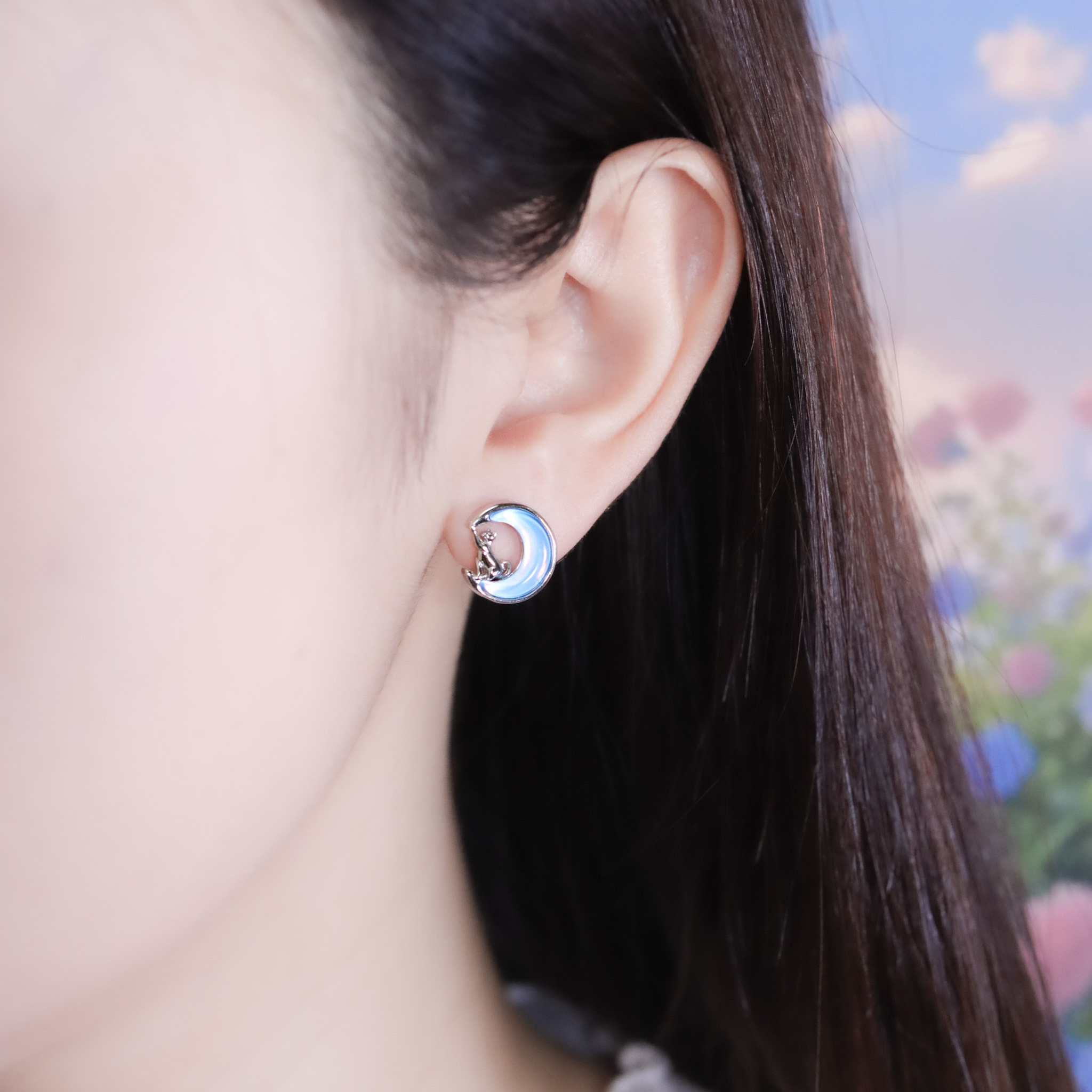 | 925純銀・厚鍍白金 | 喵趣月亮奏耳環 | EA1055 |