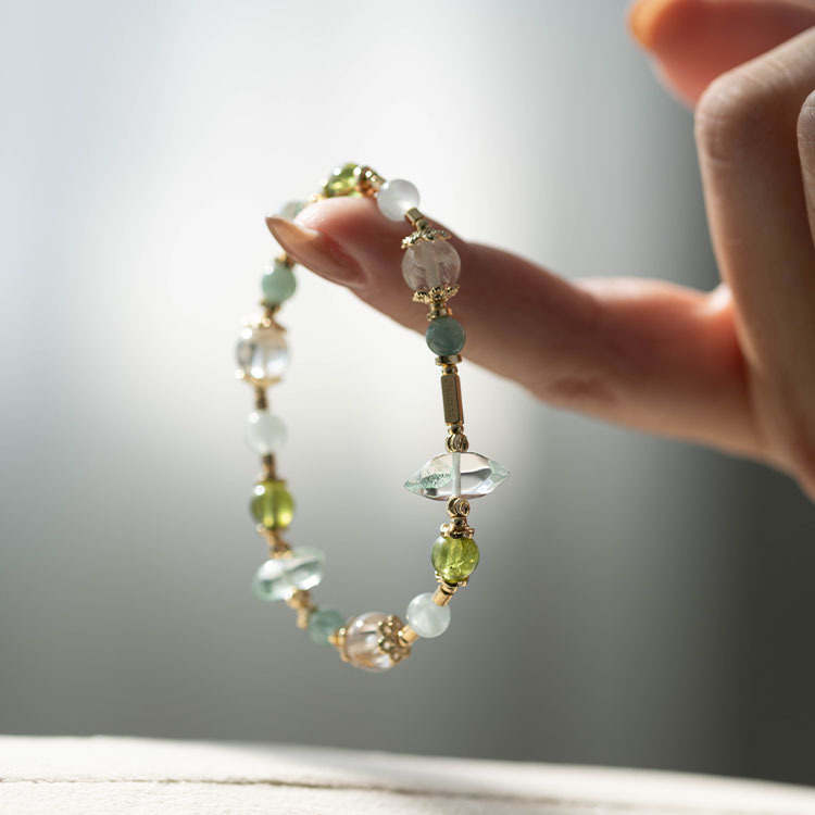 愛自己的證明：翠幽靈｜雪花幽靈｜聚寶盆海藍寶｜橄欖石｜藍綠晶