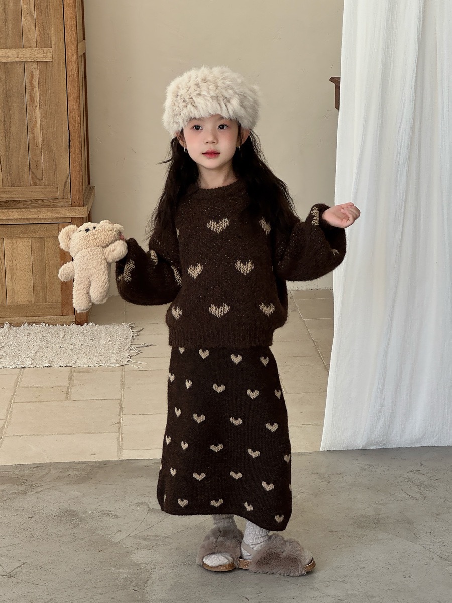 現貨110上衣130裙子｜美拉德愛心針織愛心上衣/裙子    ‧₊