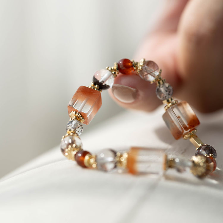 總有犧牲：紅兔毛｜膠花髮晶共生｜橙石榴｜紅幽靈｜黑草莓