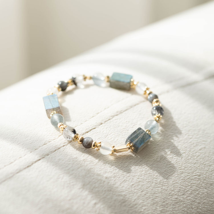 不確定性：拉長石｜藍月光｜藍兔毛｜黑銀鈦｜星輝骨幹