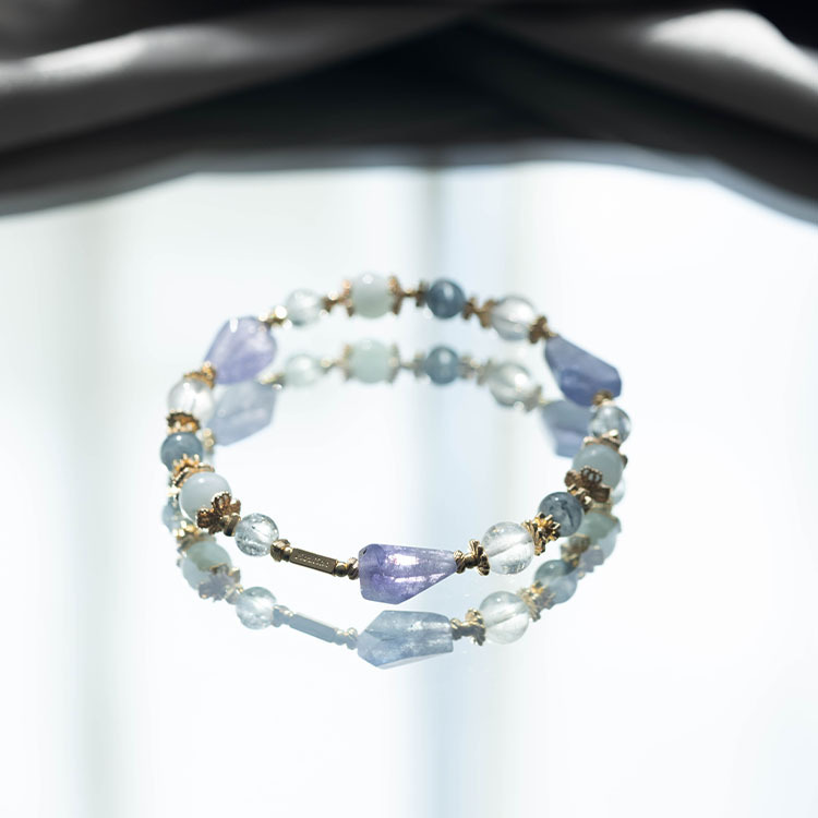 新的開始：丹泉石｜千層藍兔毛｜藍托帕｜海紋石｜藍針