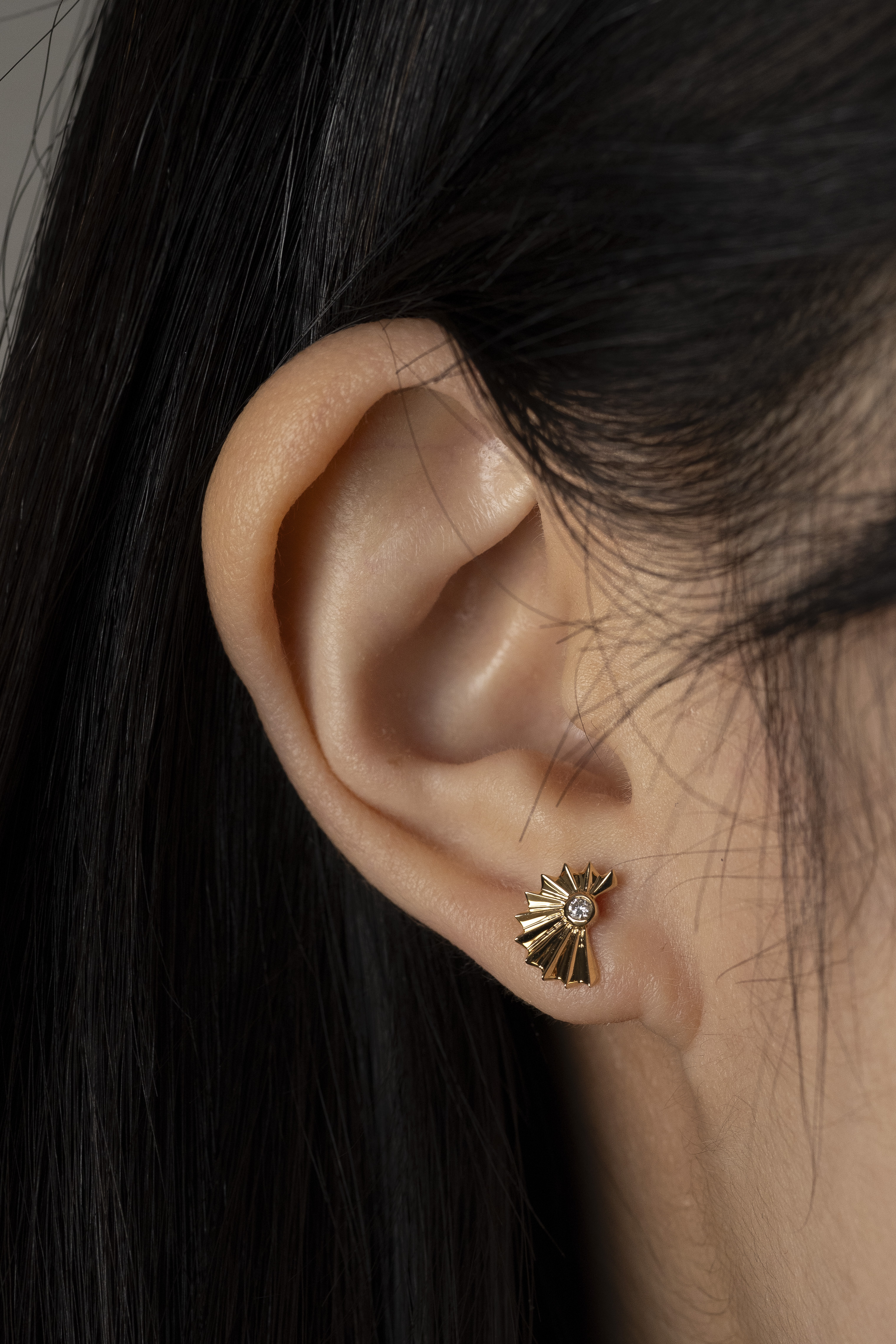 18K Solrise Diamond Earring